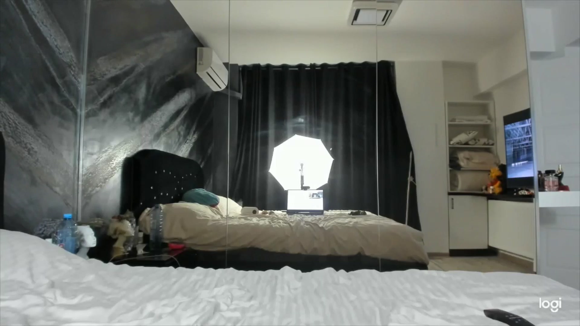 Gallery image thumbnail from HaleySweet18's myfreecams stream on, 07/20/2025, 01:54 image 7 of 20