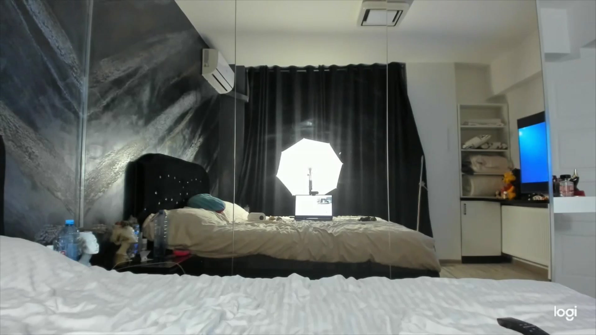Gallery image thumbnail from HaleySweet18's myfreecams stream on, 07/20/2025, 01:54 image 8 of 20