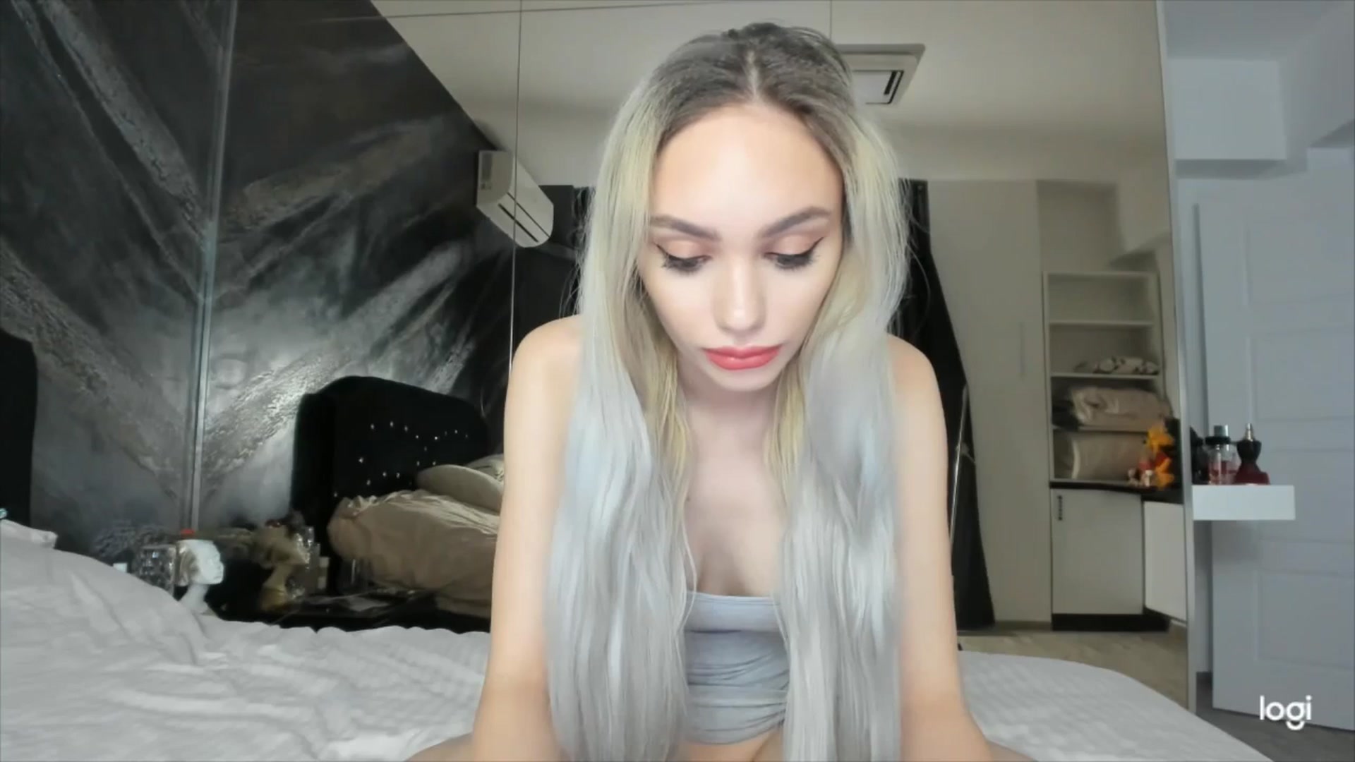 Gallery image thumbnail from HaleySweet18's myfreecams stream on, 08/14/2025, 20:21 image 11 of 20