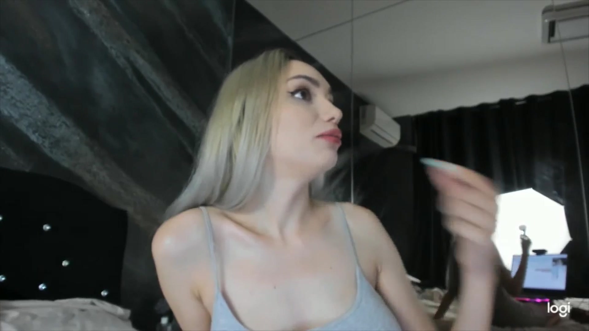 Gallery image thumbnail from HaleySweet18's myfreecams stream on, 08/14/2025, 22:33 image 8 of 20