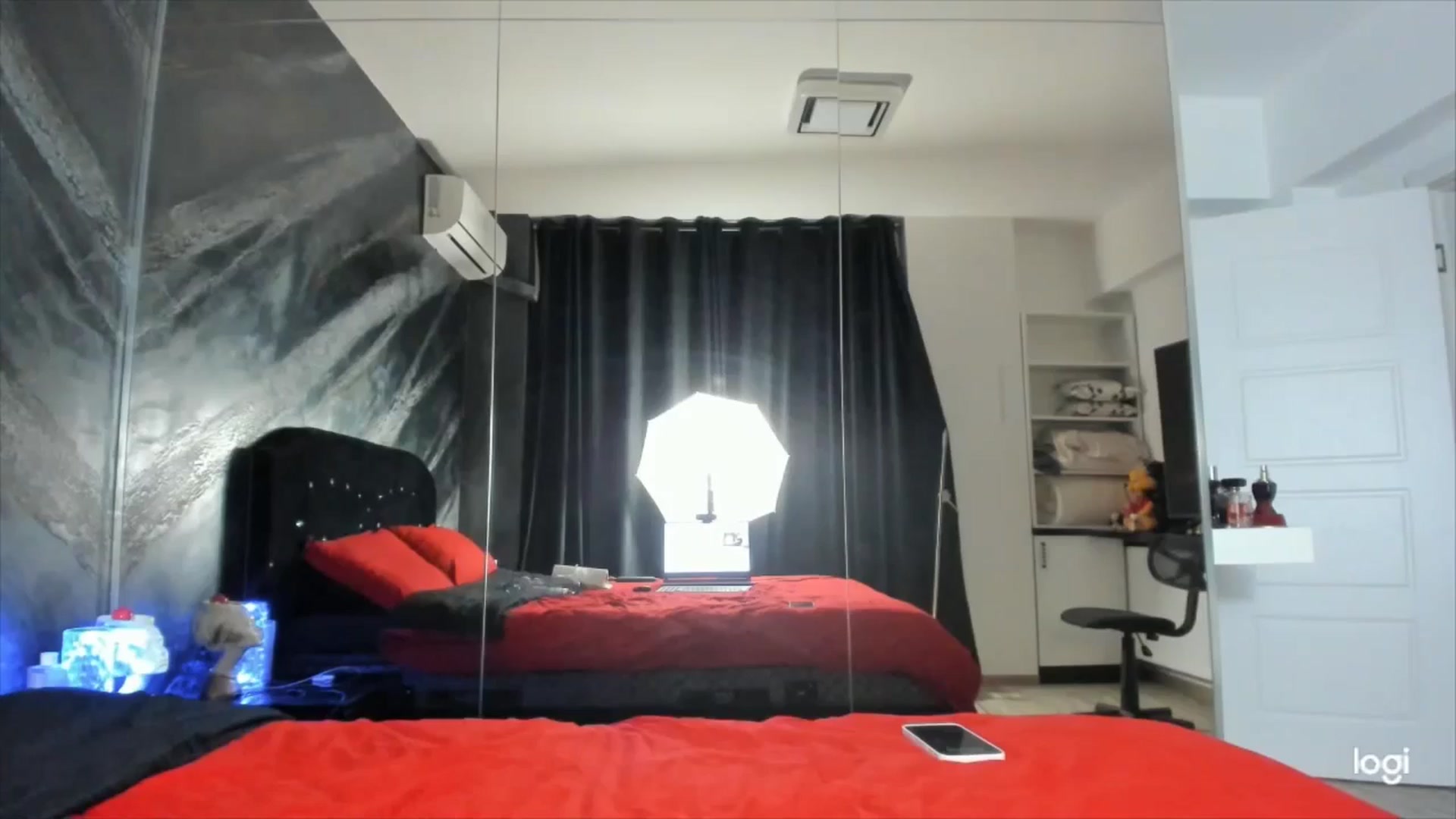 Gallery image thumbnail from HaleySweet18's myfreecams stream on, 08/16/2025, 22:32 image 15 of 20