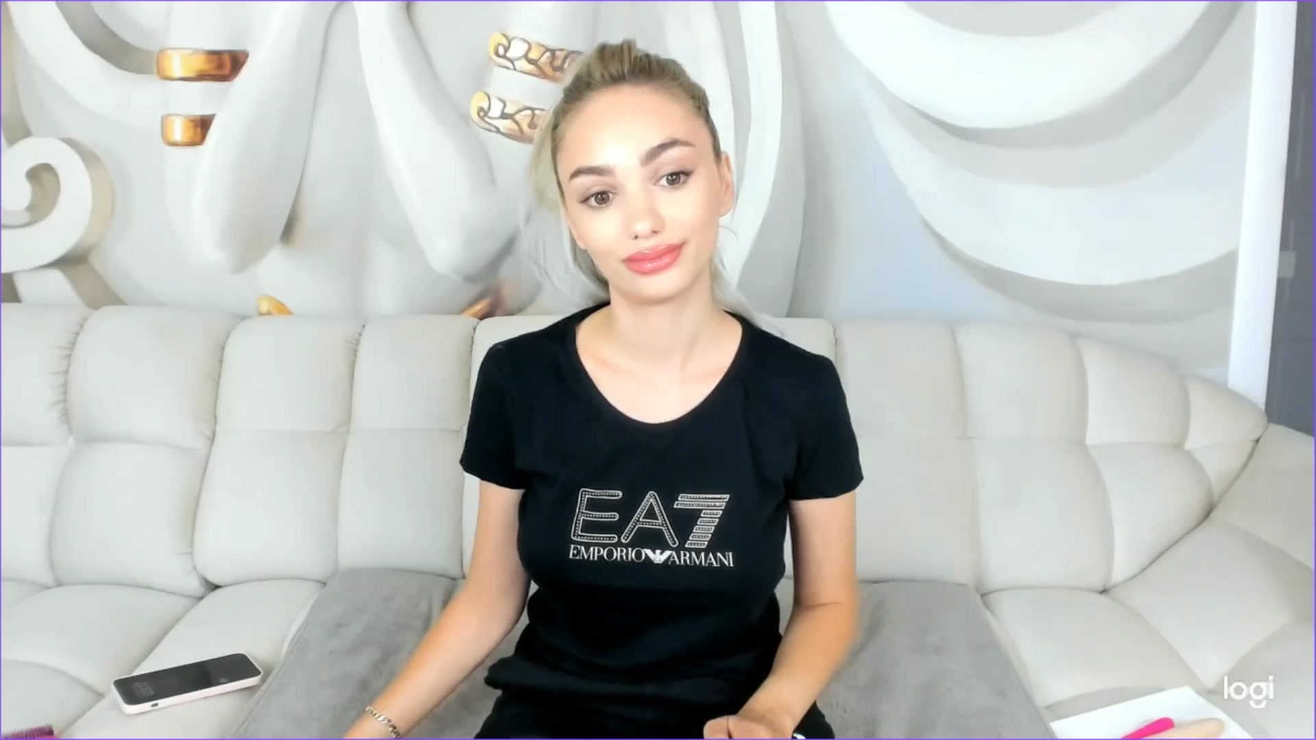 Gallery image thumbnail from HaleySweet18's myfreecams stream on, 09/20/2025, 24:22 image 19 of 20