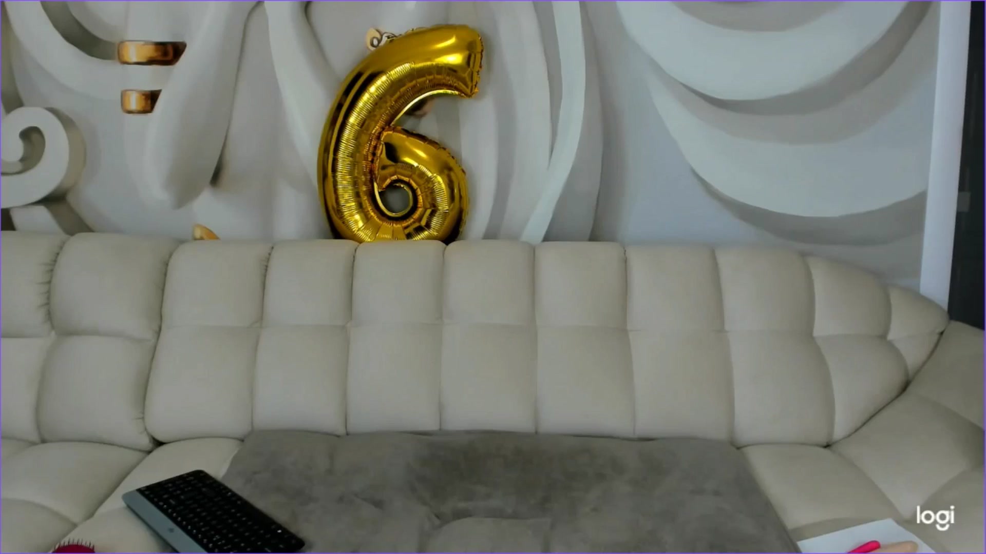 Gallery image thumbnail from HaleySweet18's myfreecams stream on, 09/21/2025, 24:26 image 1 of 20