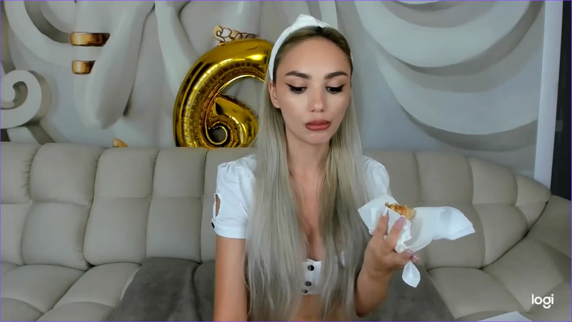 Gallery image thumbnail from HaleySweet18's myfreecams stream on, 09/21/2025, 01:32 image 20 of 20