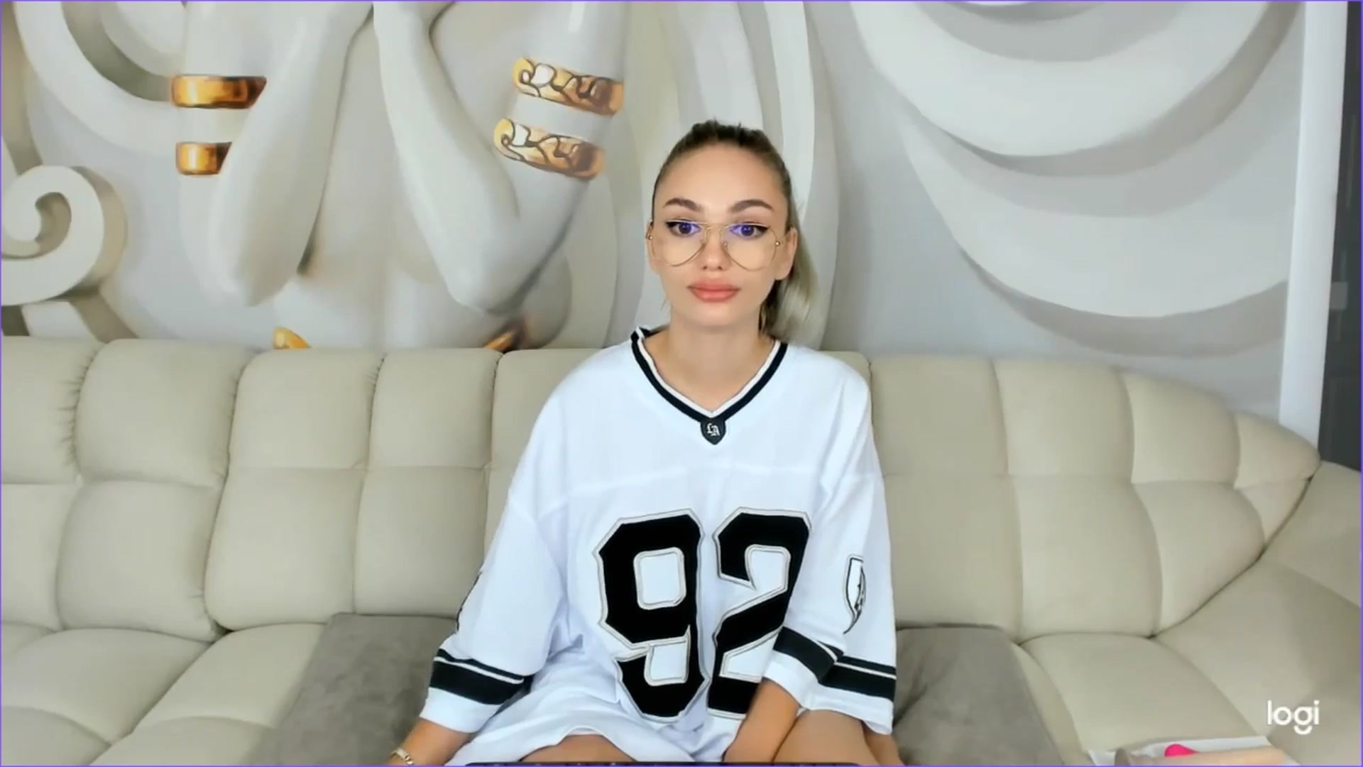 Gallery image thumbnail from HaleySweet18's myfreecams stream on, 09/22/2025, 04:53 image 15 of 20