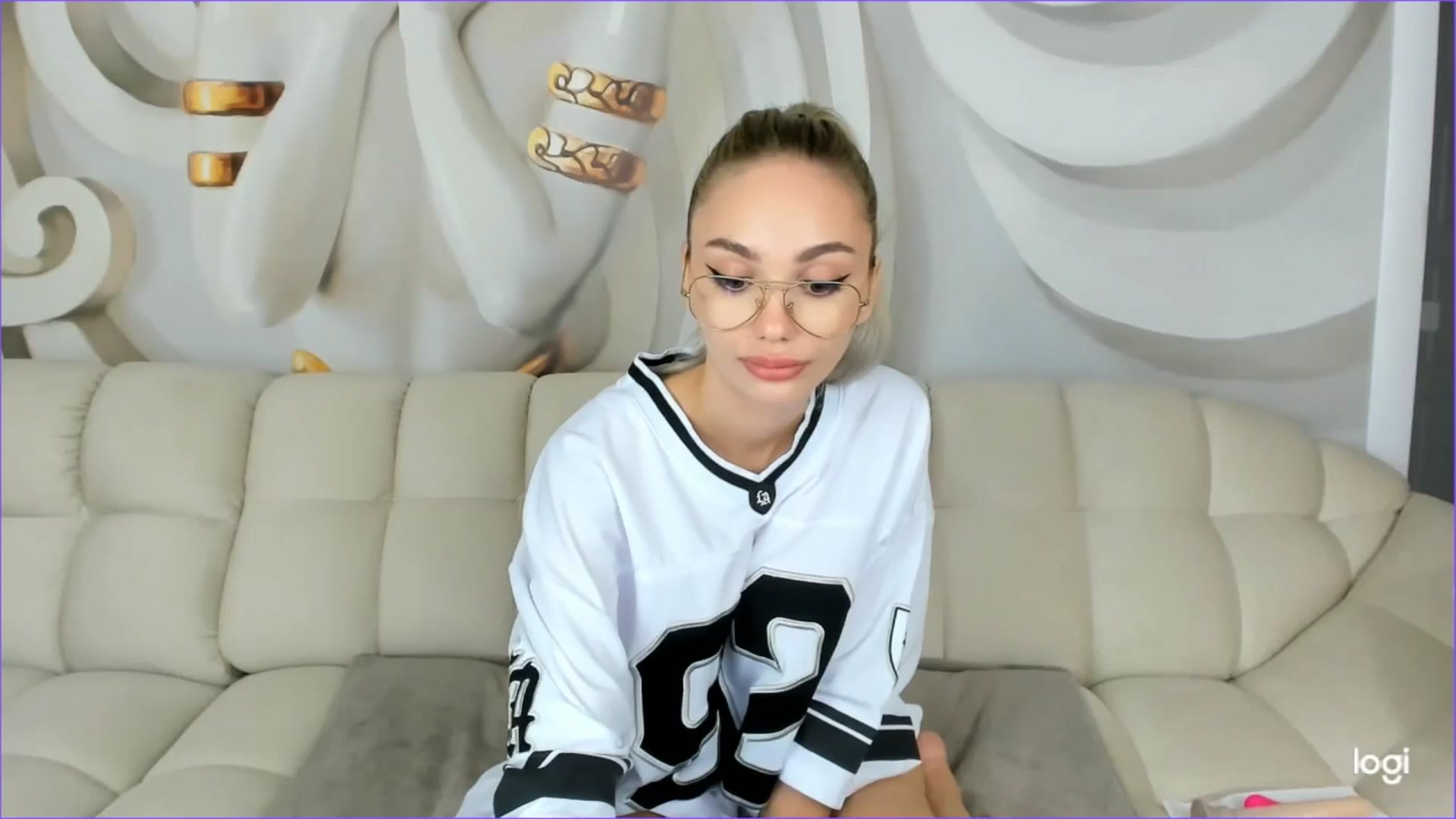 Gallery image thumbnail from HaleySweet18's myfreecams stream on, 09/22/2025, 04:53 image 14 of 20