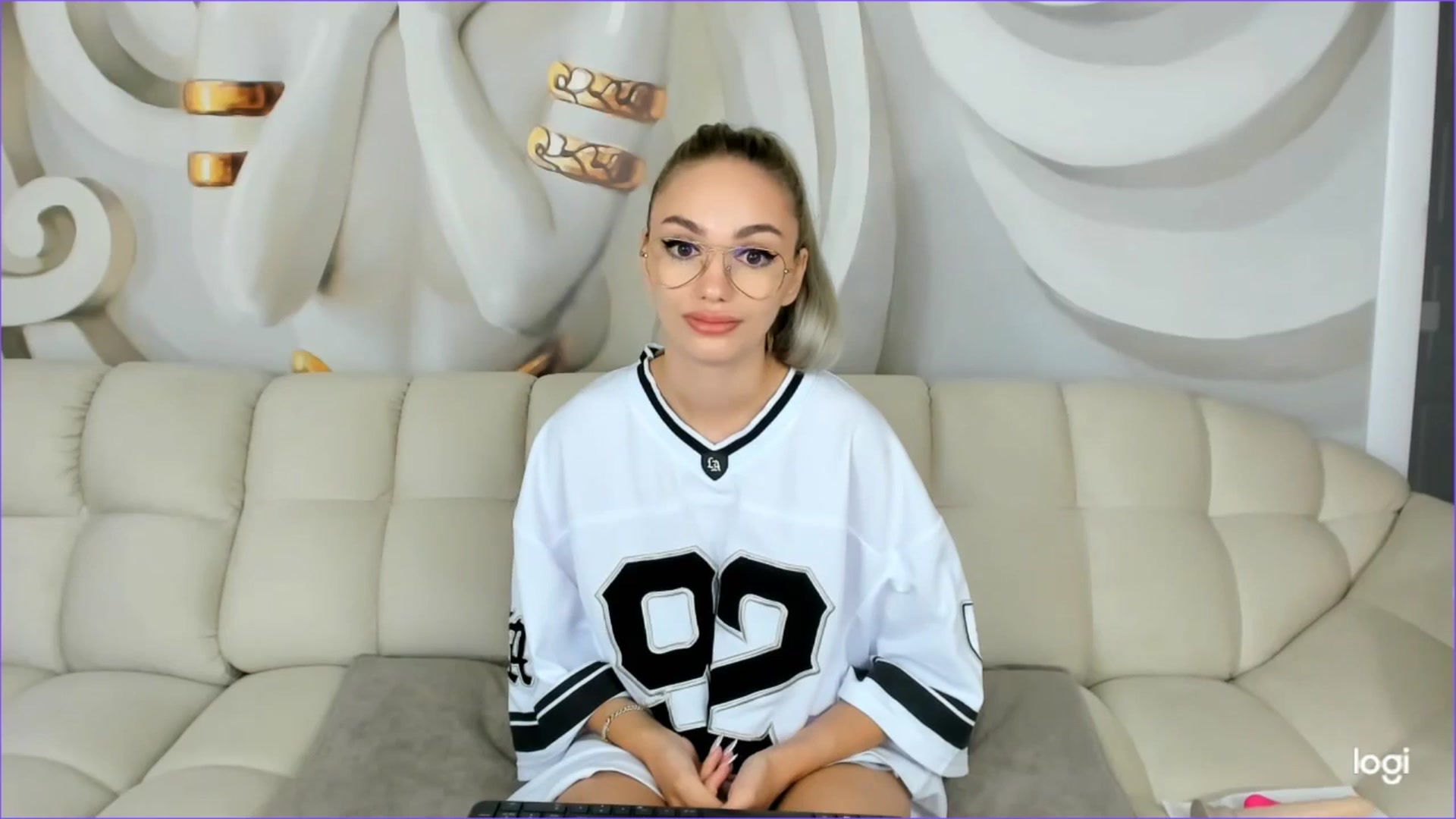 Gallery image thumbnail from HaleySweet18's myfreecams stream on, 09/22/2025, 04:53 image 19 of 20