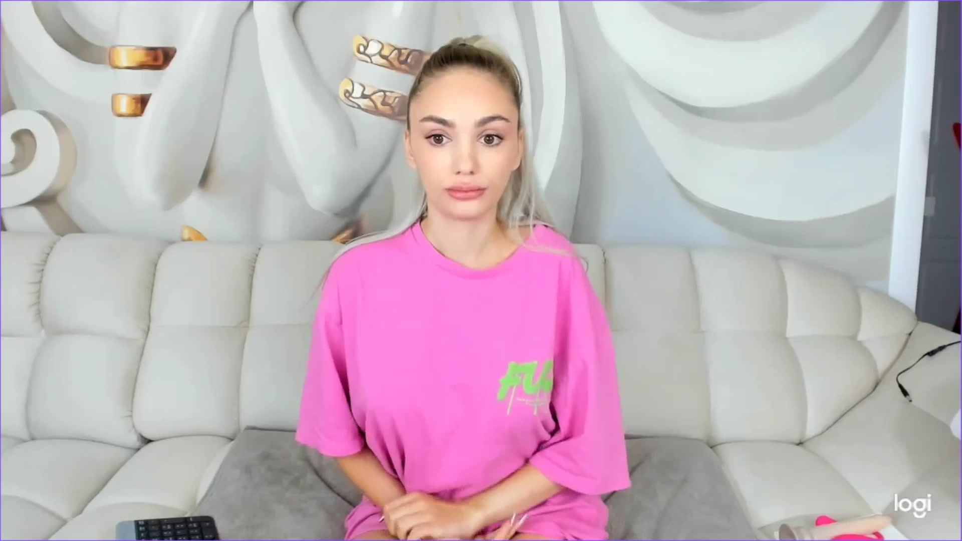 Gallery image thumbnail from HaleySweet18's myfreecams stream on, 10/05/2025, 01:50 image 14 of 20