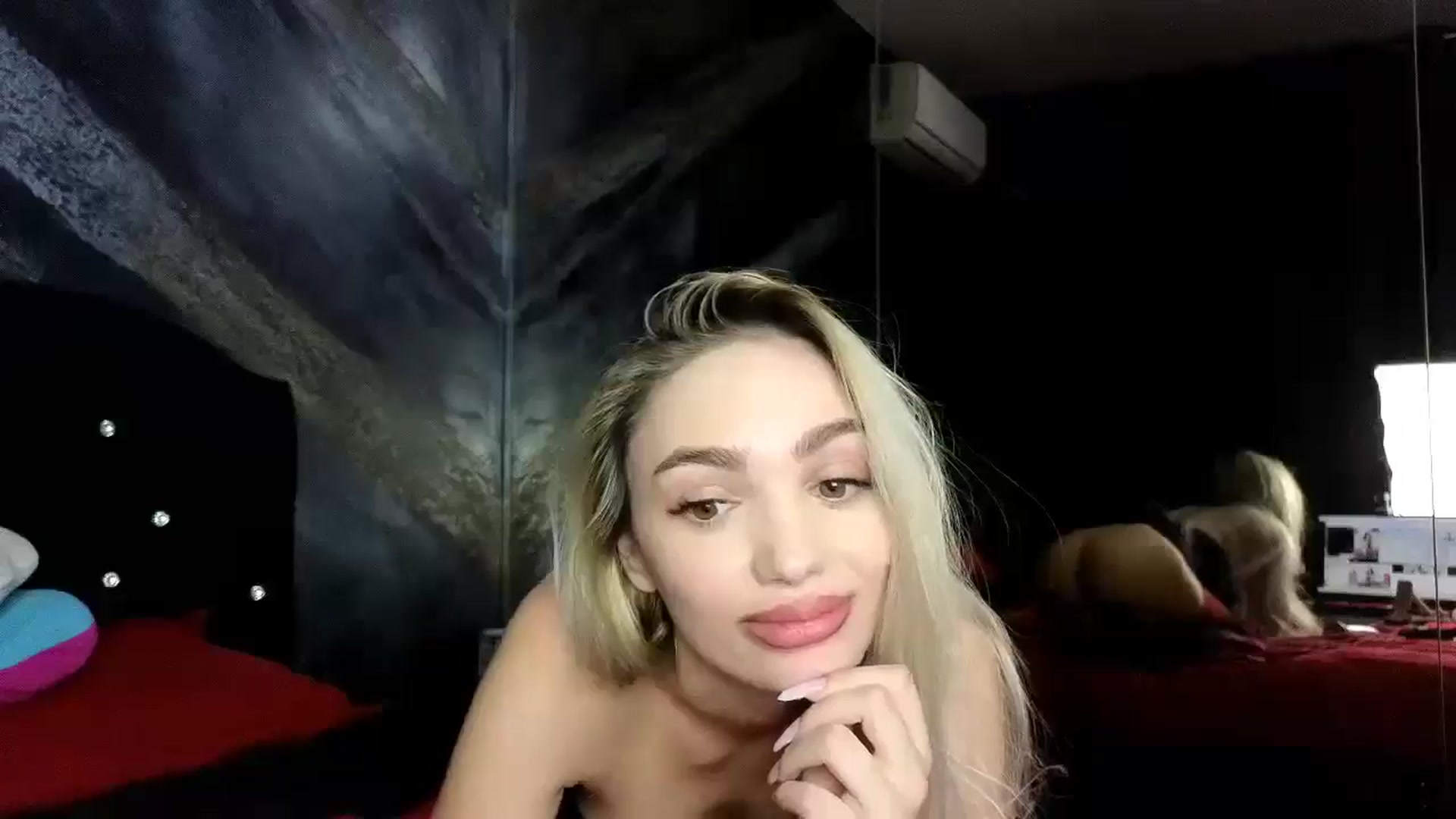 Gallery image thumbnail from HaleySweet18's myfreecams stream on, 12/07/2025, 08:02 image 11 of 20