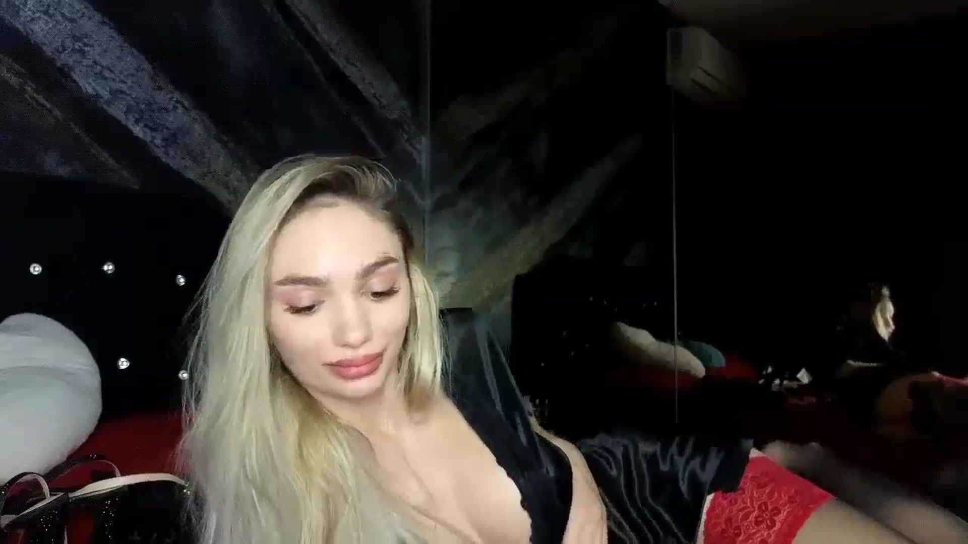 Gallery image thumbnail from HaleySweet18's myfreecams stream on, 12/11/2025, 07:33 image 11 of 20