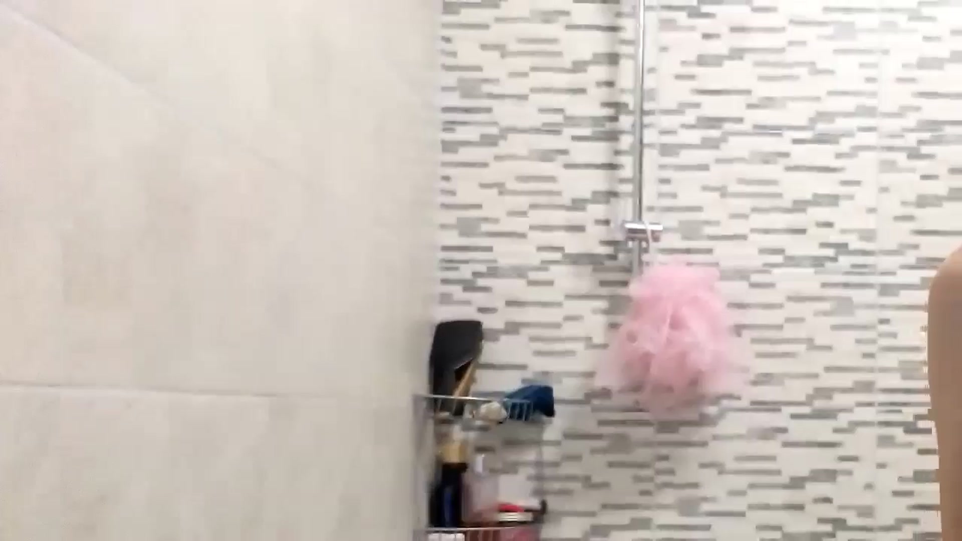 Gallery image thumbnail from HaleySweet18's myfreecams stream on, 12/31/2025, 08:06 image 3 of 20