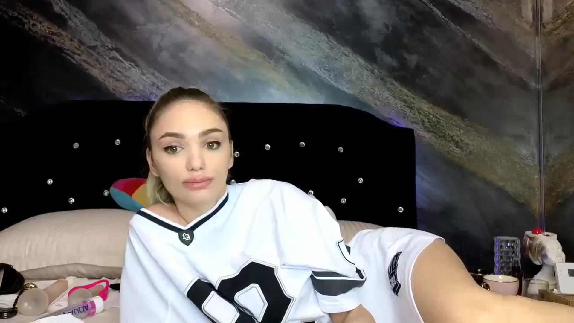 Gallery image thumbnail from HaleySweet18's myfreecams stream on, 01/08/2026, 07:31 image 8 of 20