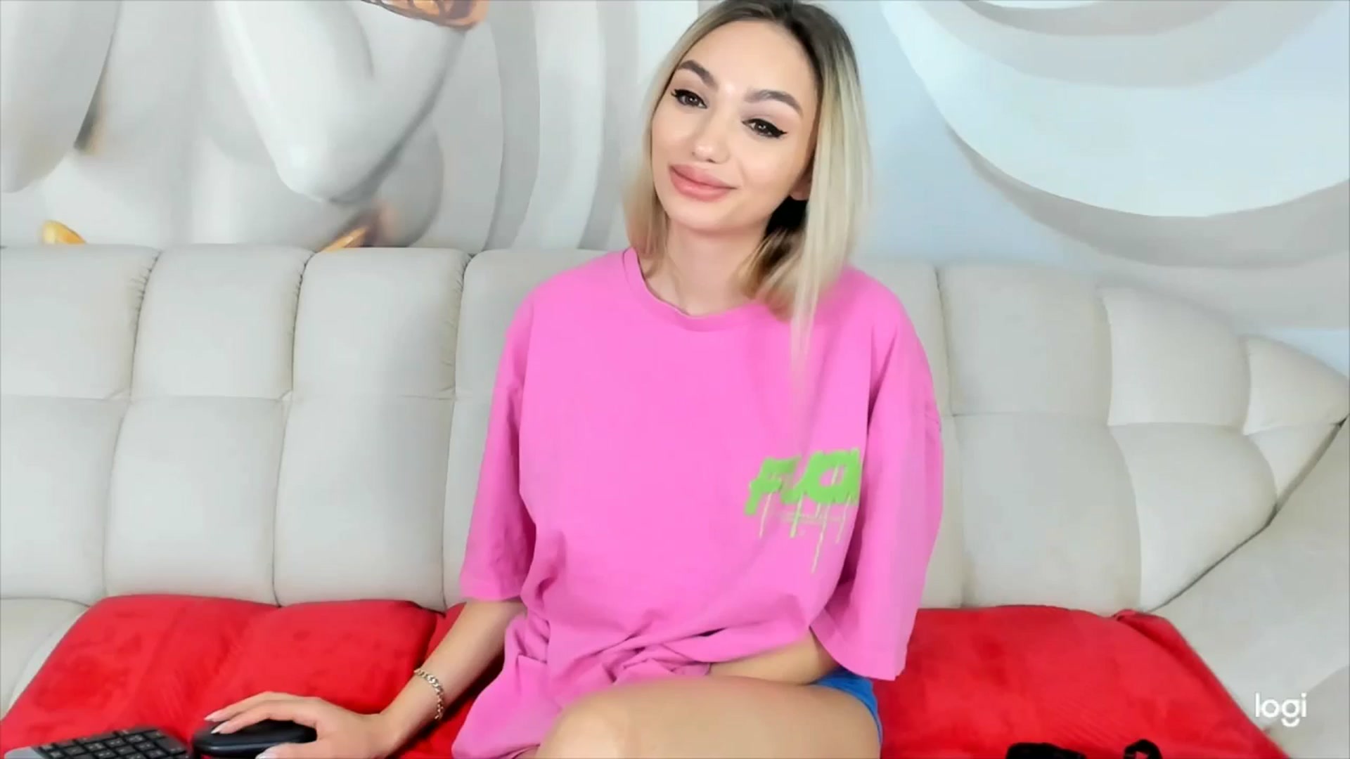 Gallery image thumbnail from HaleySweet18's myfreecams stream on, 02/02/2026, 03:49 image 1 of 20