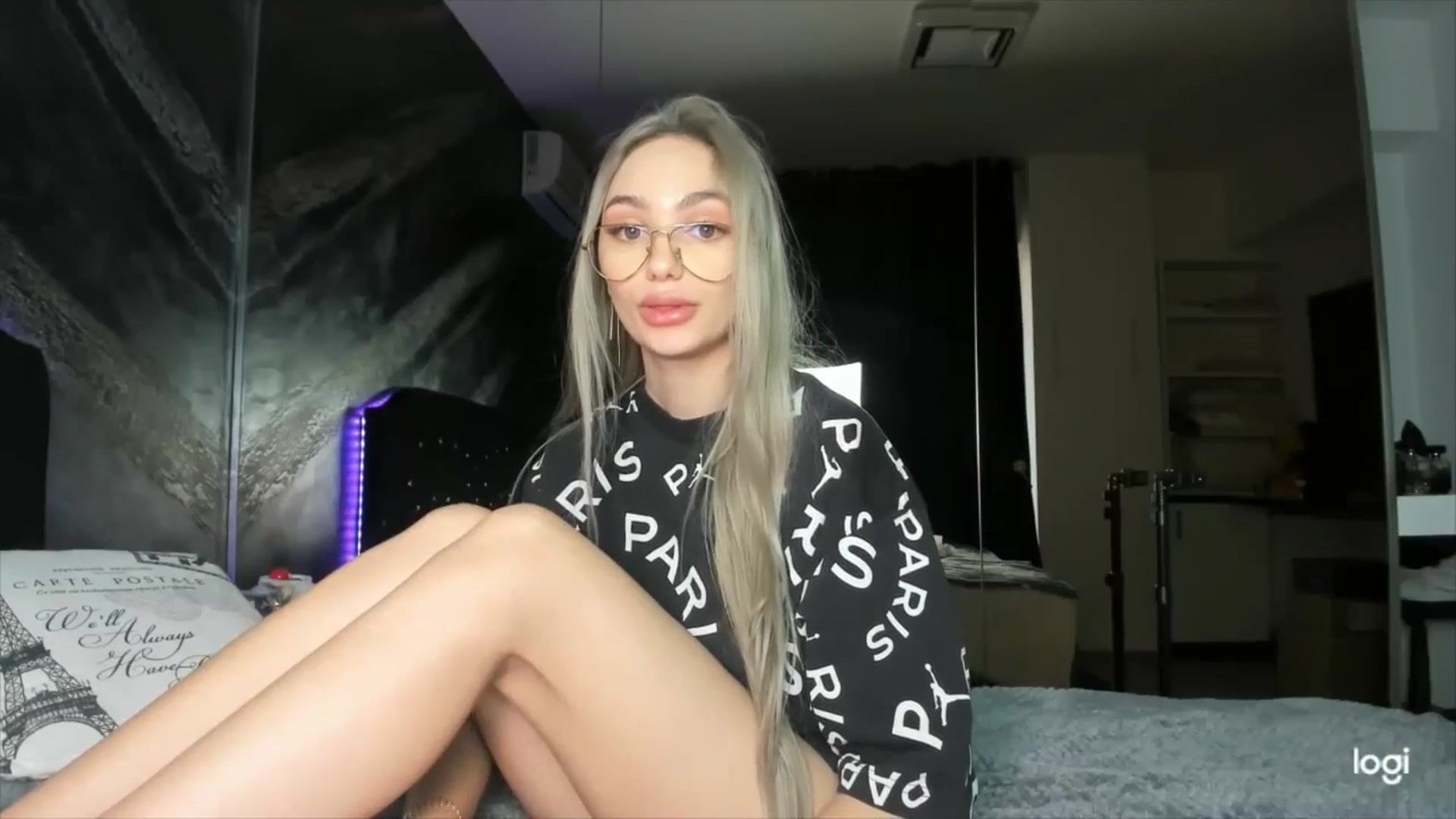 Gallery image thumbnail from HaleySweet18's myfreecams stream on, 04/15/2026, 05:01 image 7 of 20