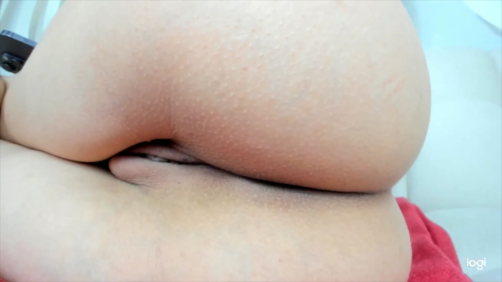 Gallery image thumbnail from HaleySweet18's myfreecams stream on, 04/16/2026, 06:53 image 17 of 20
