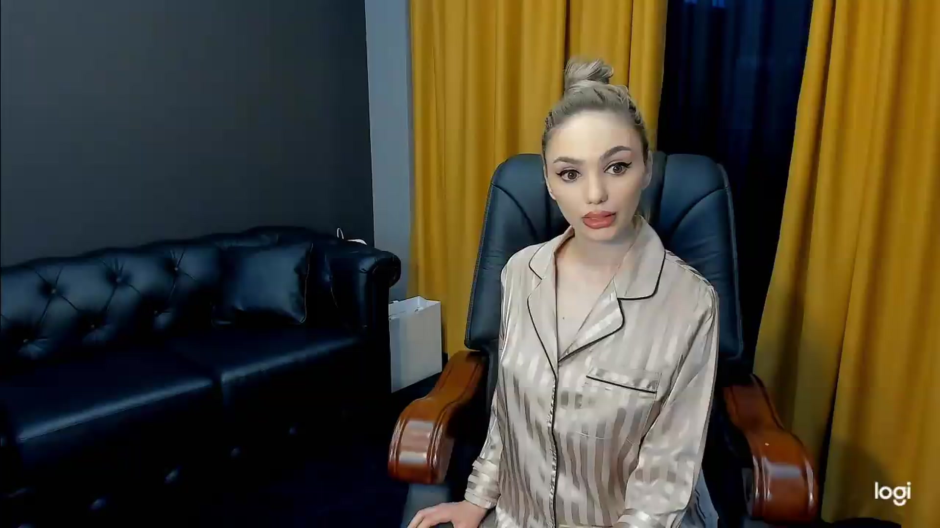 Gallery image thumbnail from HaleySweet18's myfreecams stream on, 05/13/2026, 18:01 image 11 of 20