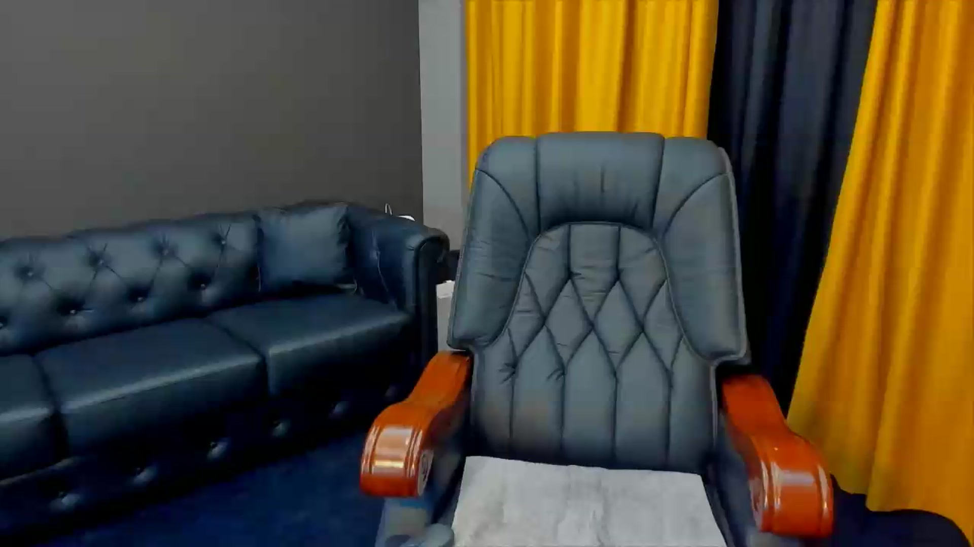 Gallery image thumbnail from HaleySweet18's myfreecams stream on, 05/26/2026, 22:08 image 5 of 20