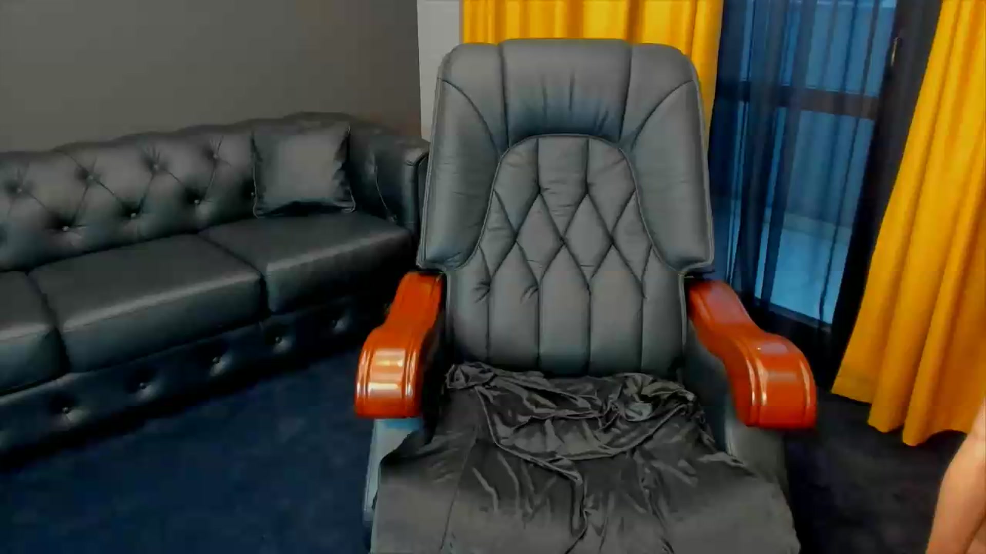 Gallery image thumbnail from HaleySweet18's myfreecams stream on, 06/03/2026, 03:18 image 12 of 20