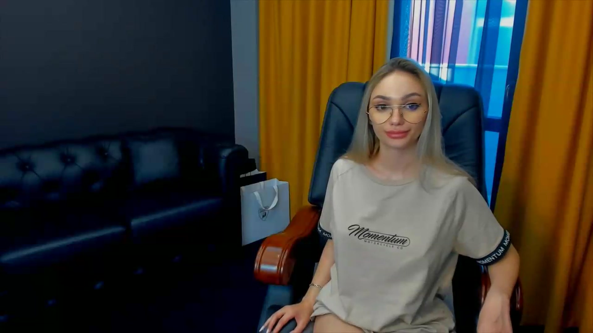 Gallery image thumbnail from HaleySweet18's myfreecams stream on, 06/10/2026, 05:29 image 10 of 20
