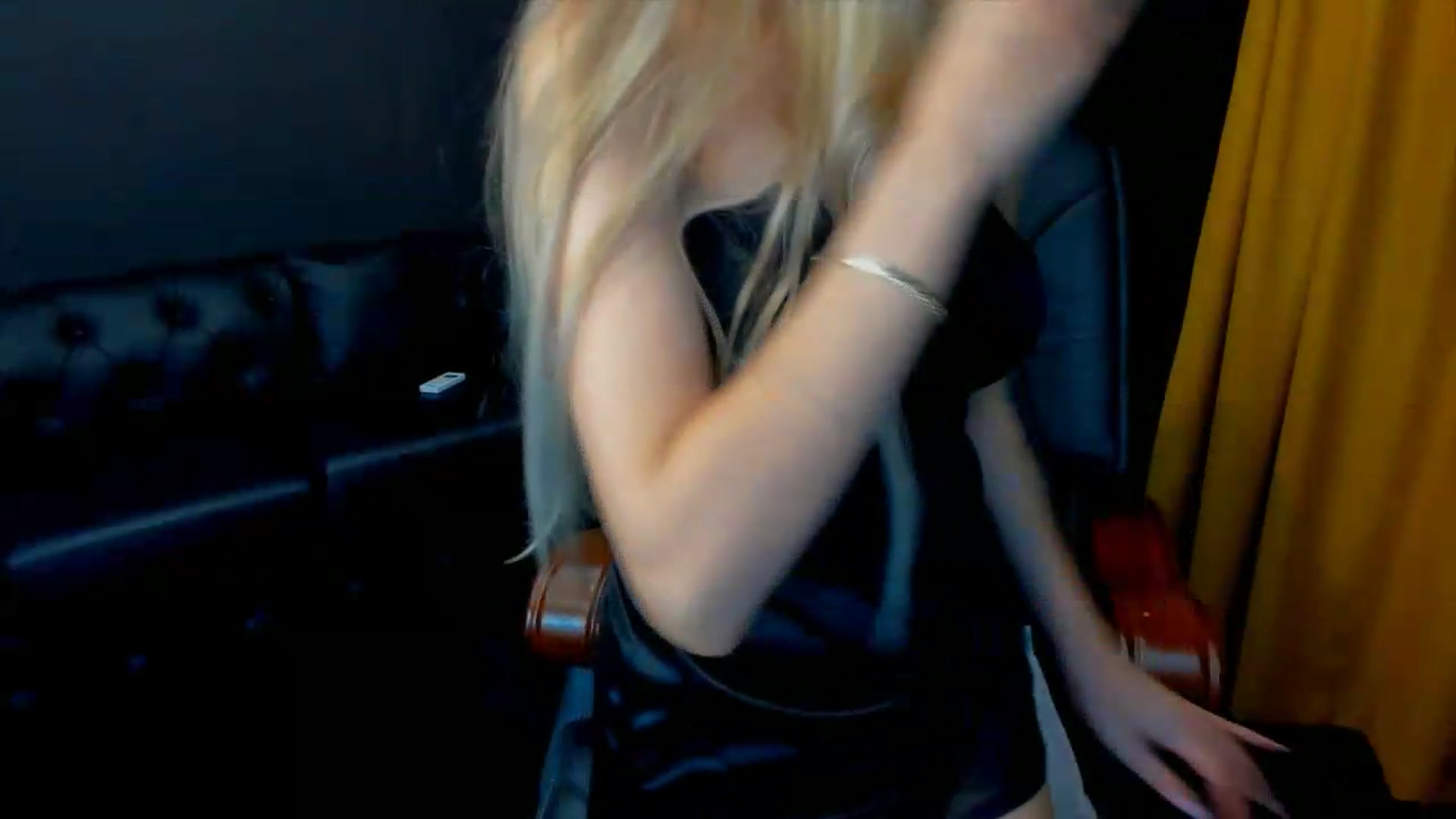 Gallery image thumbnail from HaleySweet18's myfreecams stream on, 06/19/2026, 24:00 image 12 of 20