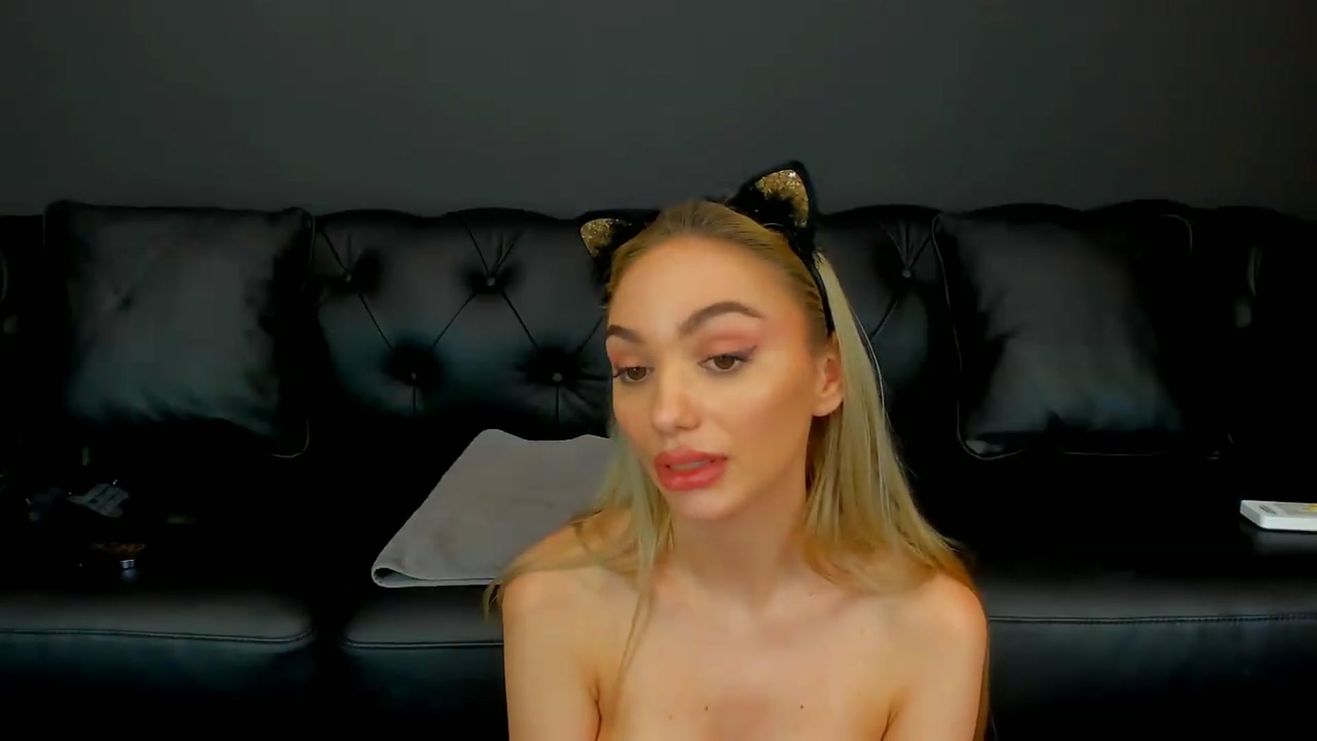 Gallery image thumbnail from HaleySweet18's myfreecams stream on, 06/20/2026, 06:54 image 9 of 20