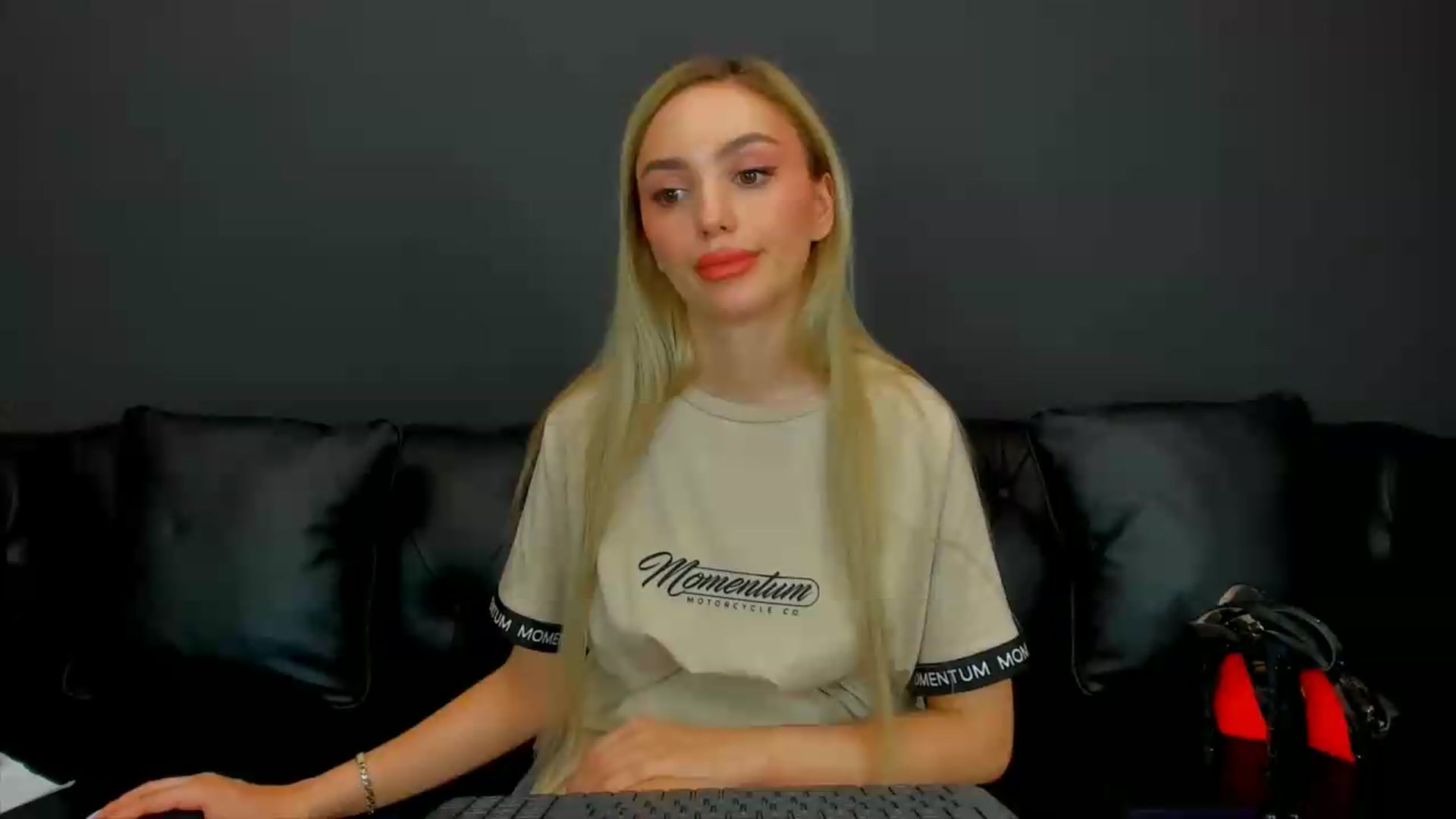 Gallery image thumbnail from HaleySweet18's myfreecams stream on, 06/24/2026, 21:04 image 12 of 20