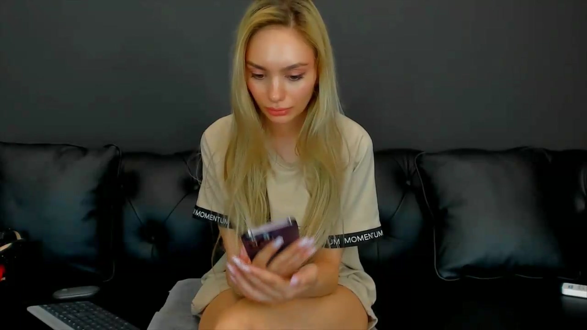Gallery image thumbnail from HaleySweet18's myfreecams stream on, 06/25/2026, 05:14 image 18 of 20