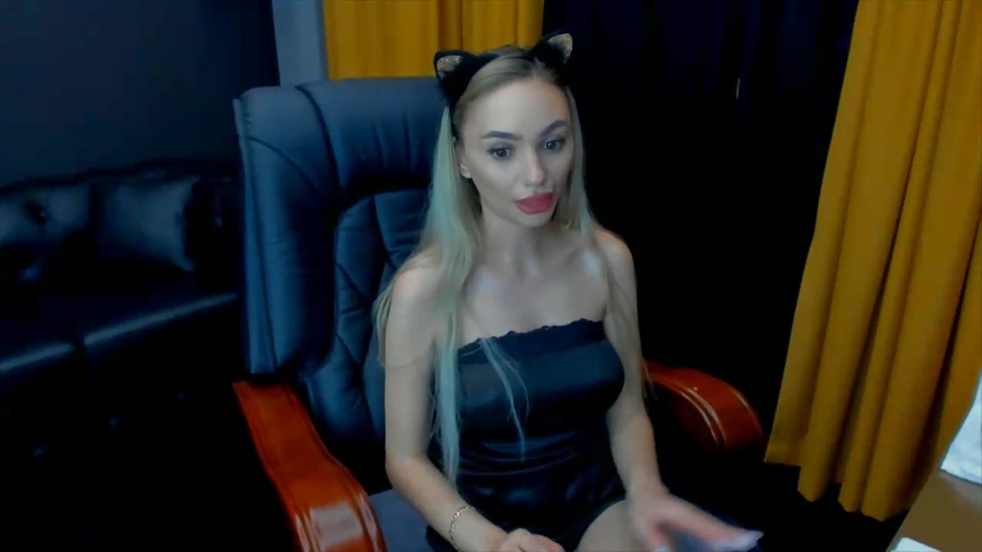 Gallery image thumbnail from HaleySweet18's myfreecams stream on, 07/04/2026, 24:14 image 8 of 20