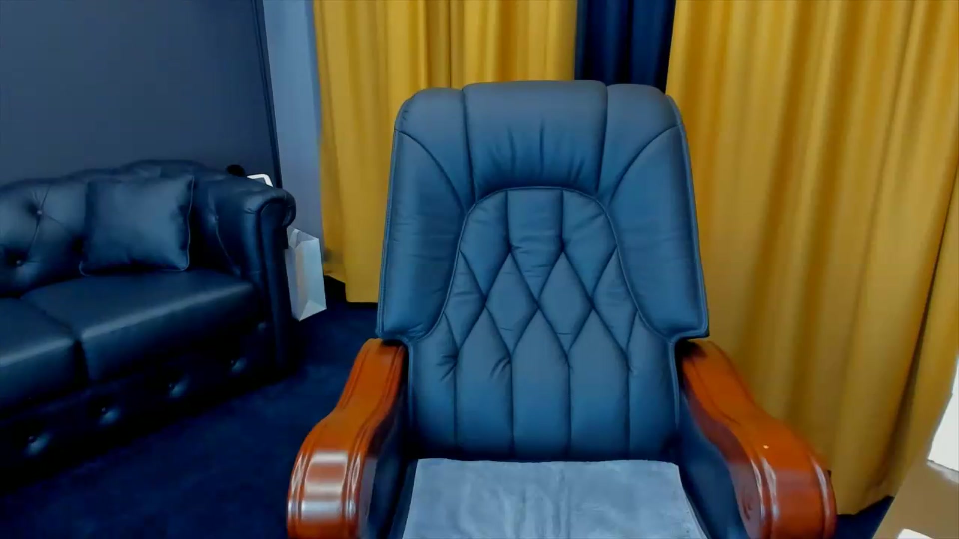 Gallery image thumbnail from HaleySweet18's myfreecams stream on, 07/04/2026, 23:32 image 3 of 20