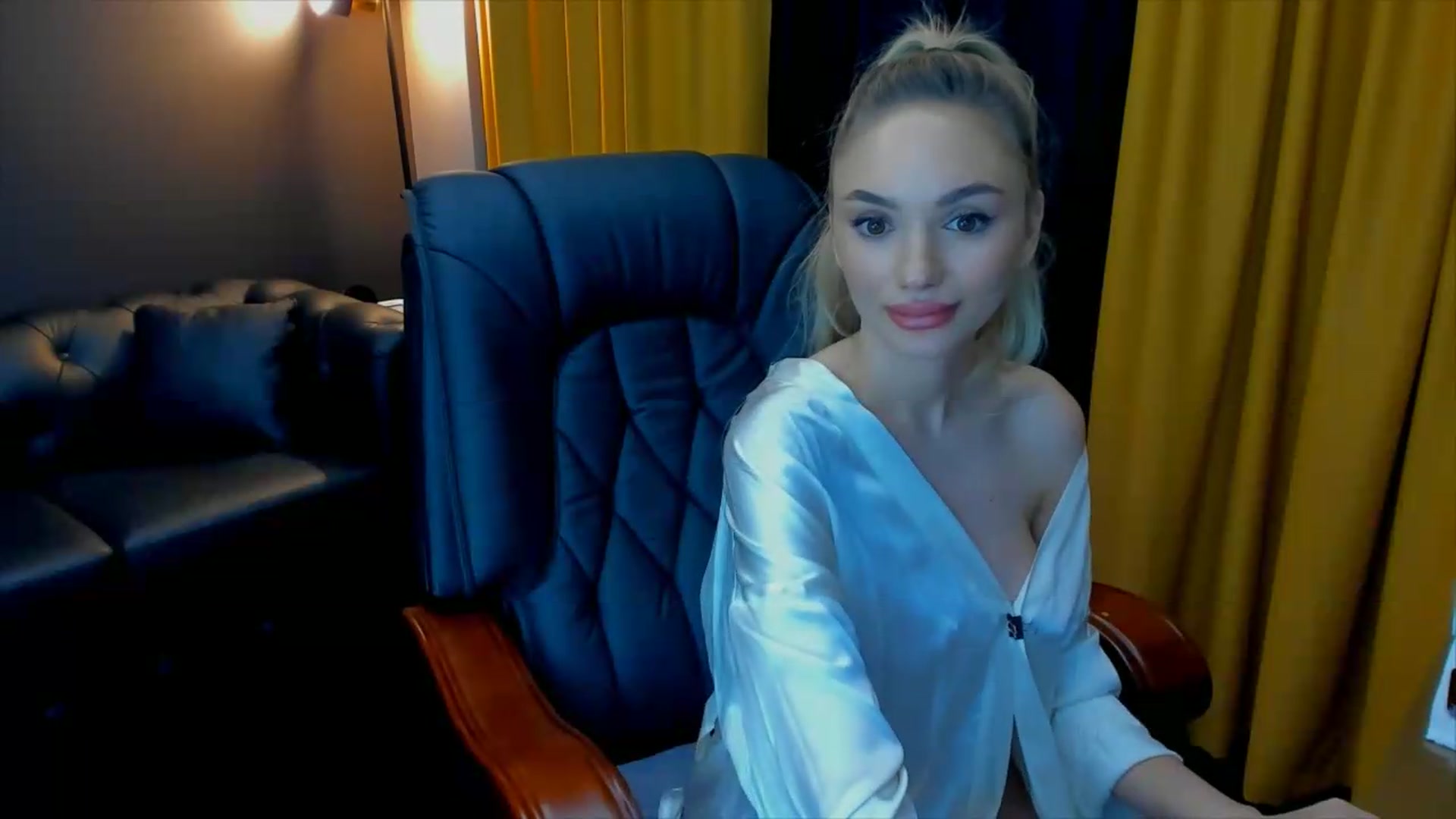 Gallery image thumbnail from HaleySweet18's myfreecams stream on, 07/05/2026, 24:00 image 10 of 20