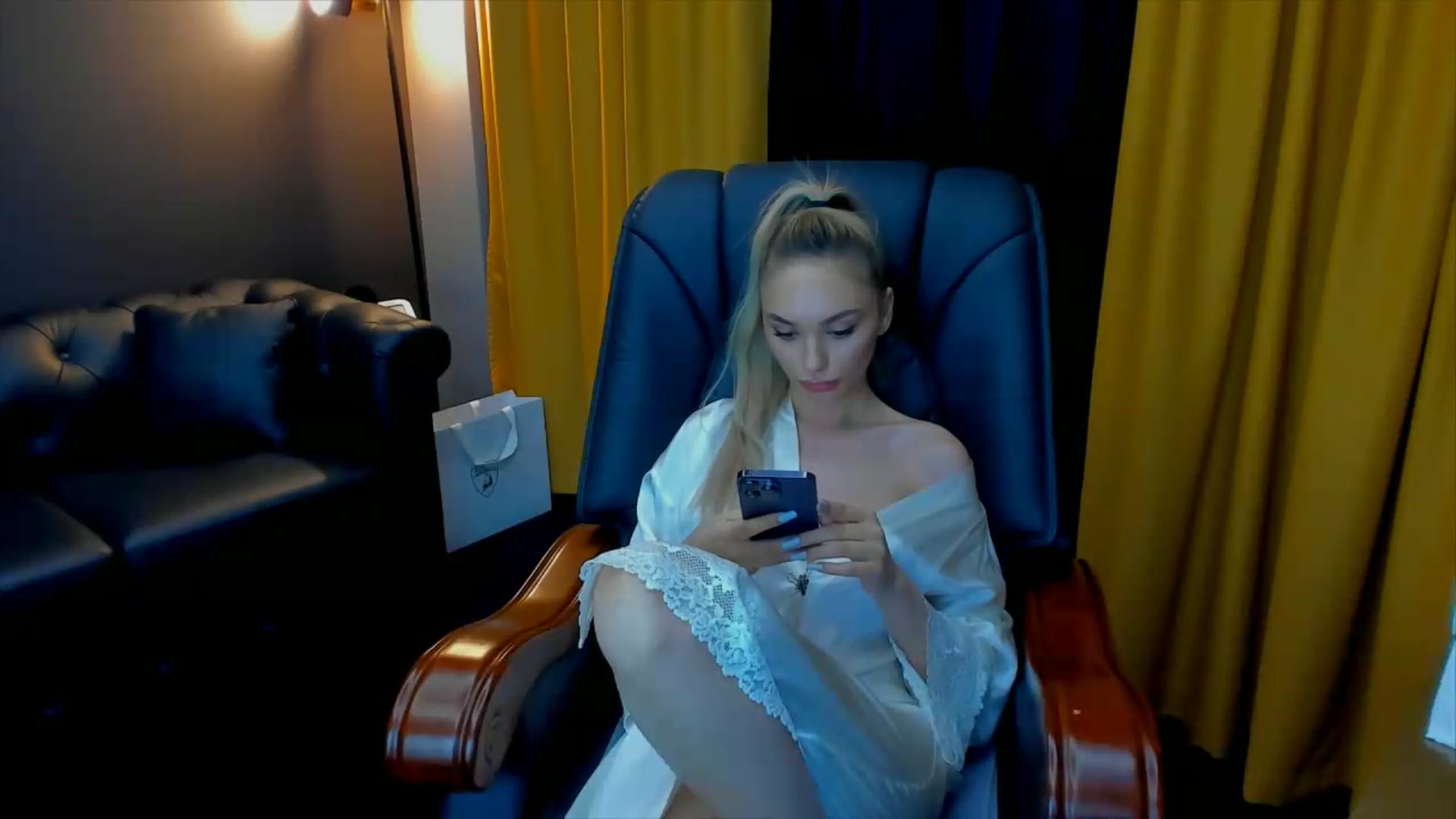 Gallery image thumbnail from HaleySweet18's myfreecams stream on, 07/05/2026, 01:11 image 13 of 20