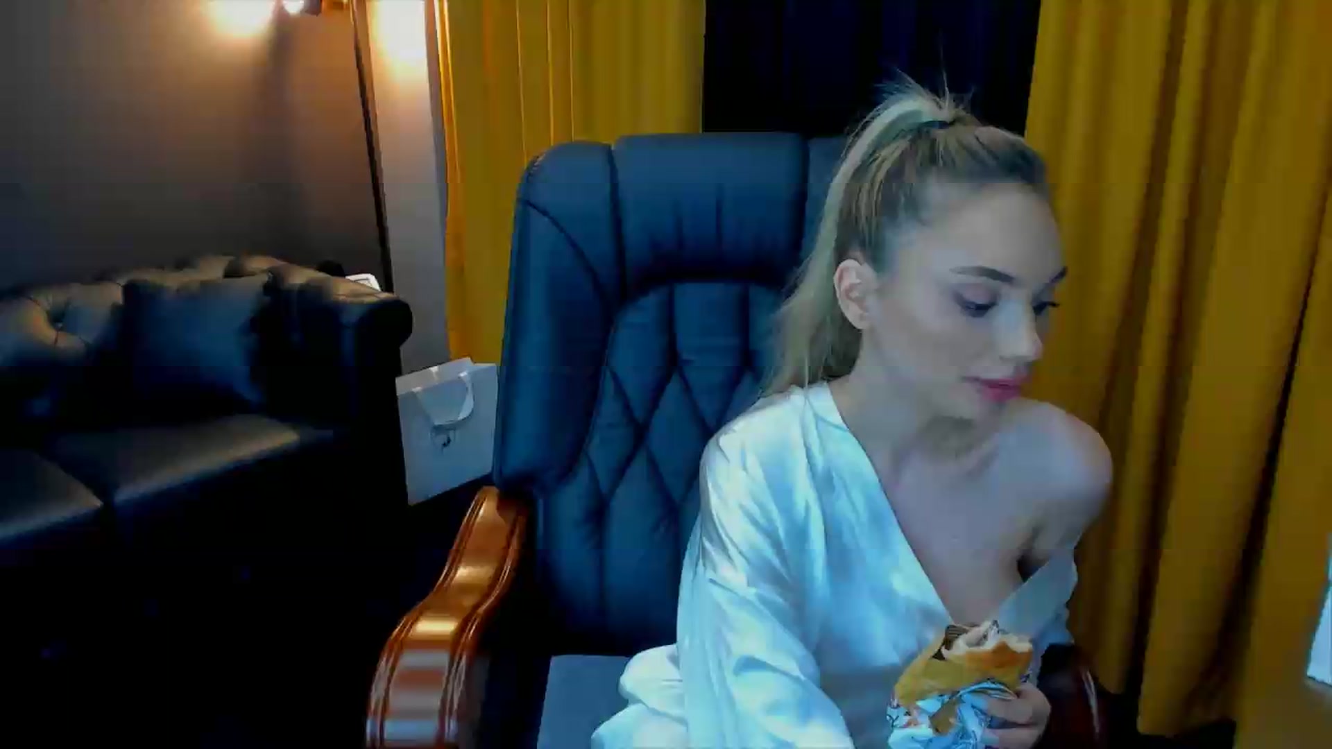 Gallery image thumbnail from HaleySweet18's myfreecams stream on, 07/05/2026, 01:11 image 1 of 20