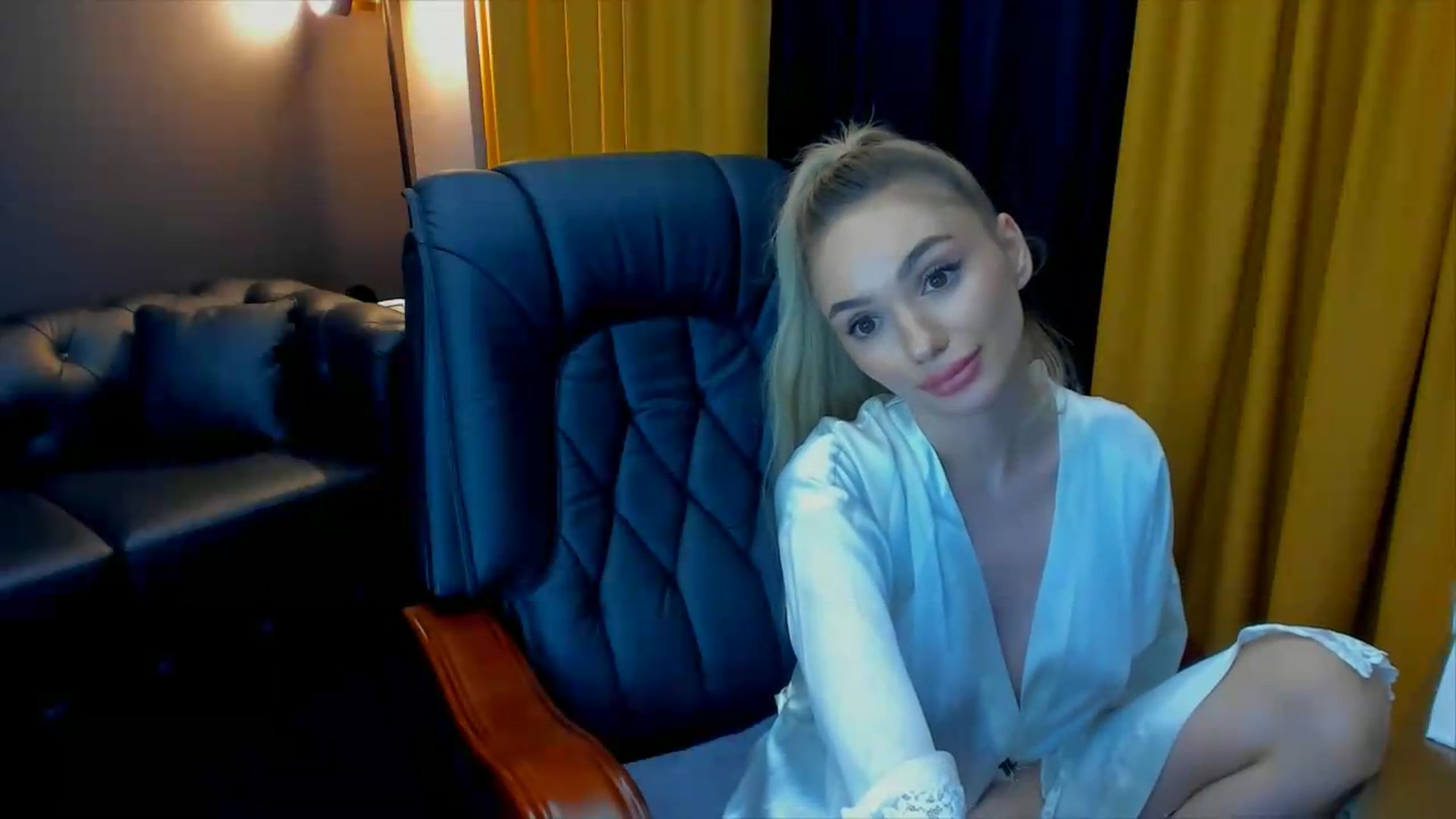 Gallery image thumbnail from HaleySweet18's myfreecams stream on, 07/05/2026, 01:11 image 19 of 20