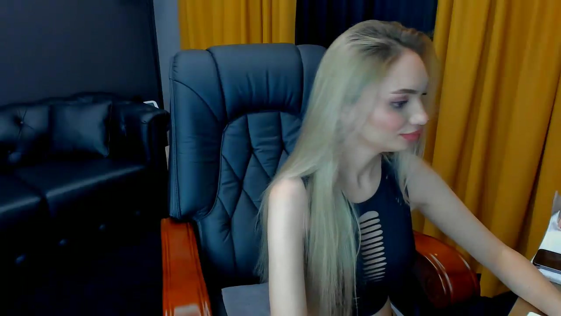 Gallery image thumbnail from HaleySweet18's myfreecams stream on, 07/08/2026, 24:00 image 12 of 20