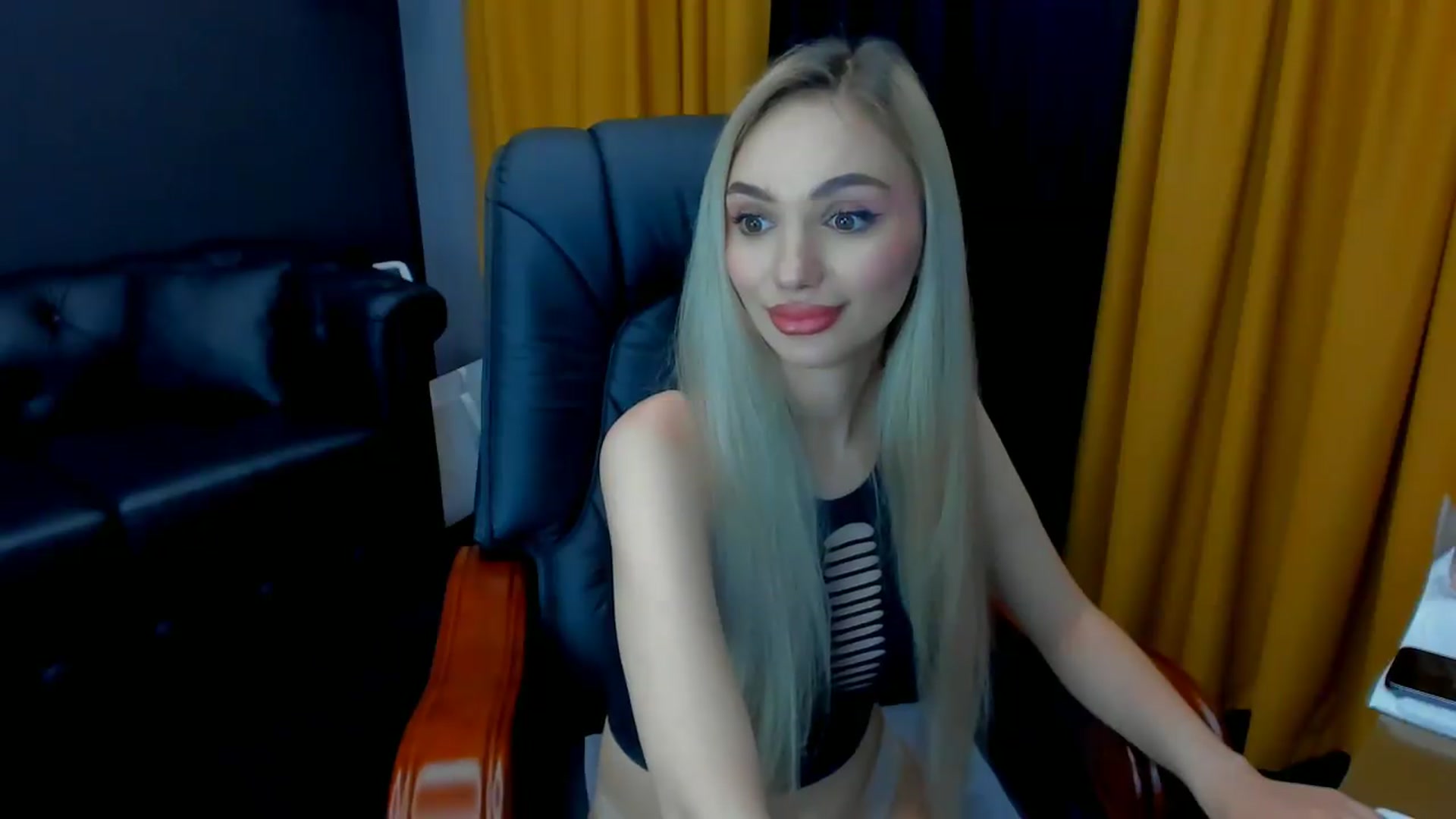 Gallery image thumbnail from HaleySweet18's myfreecams stream on, 07/08/2026, 24:00 image 3 of 20