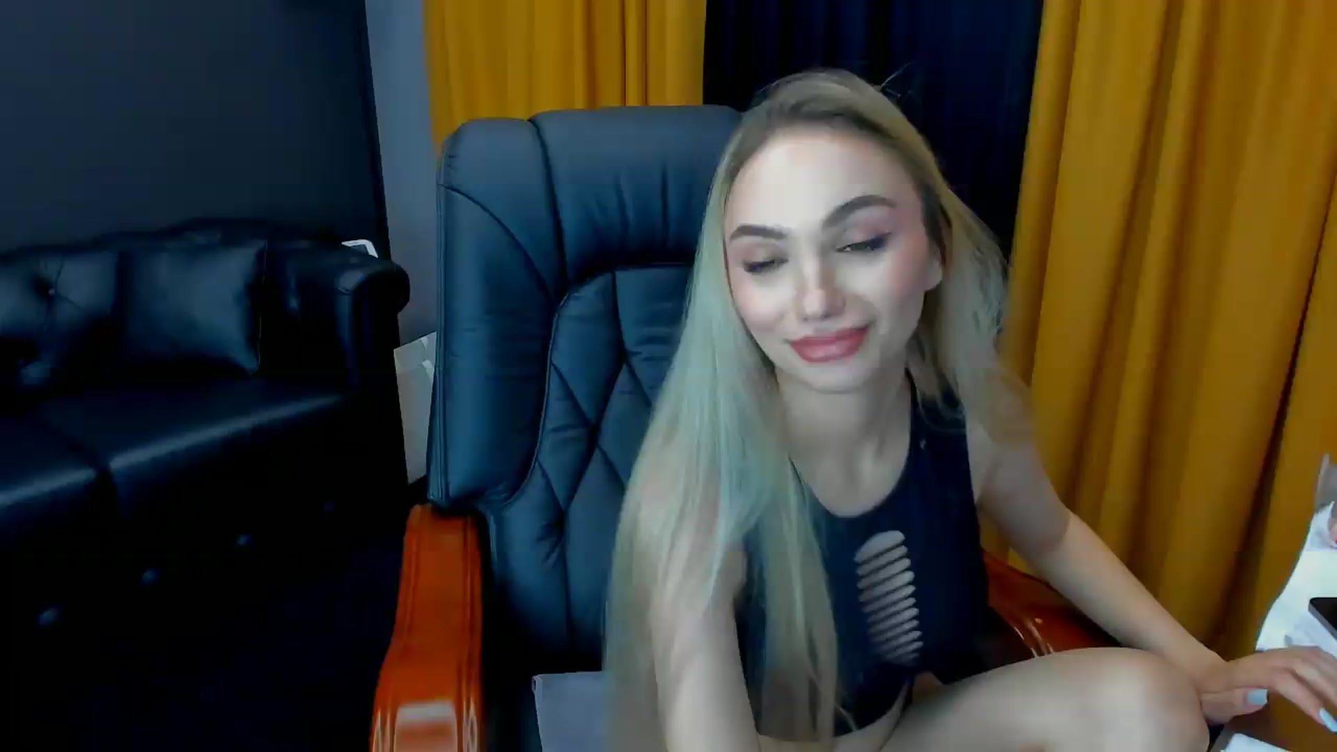 Gallery image thumbnail from HaleySweet18's myfreecams stream on, 07/08/2026, 02:45 image 2 of 20