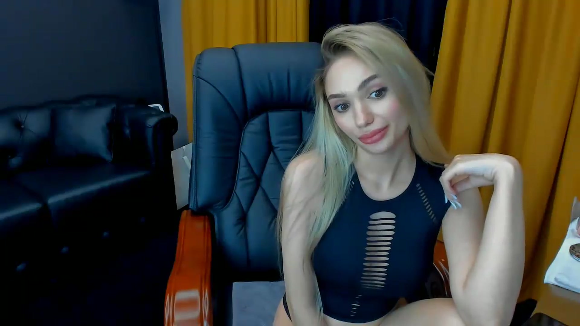 Gallery image thumbnail from HaleySweet18's myfreecams stream on, 07/08/2026, 02:45 image 13 of 20