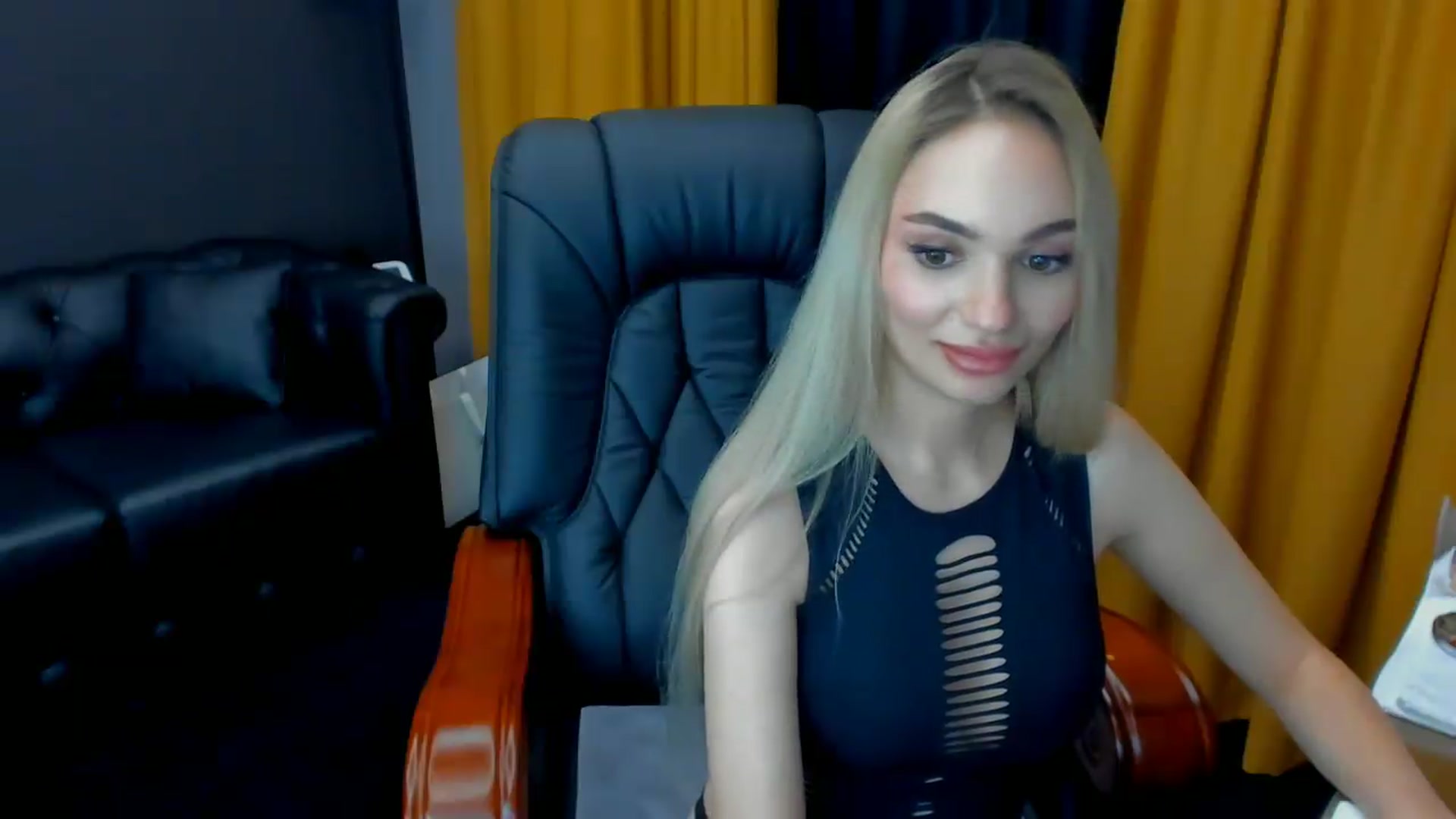 Gallery image thumbnail from HaleySweet18's myfreecams stream on, 07/08/2026, 02:45 image 11 of 20