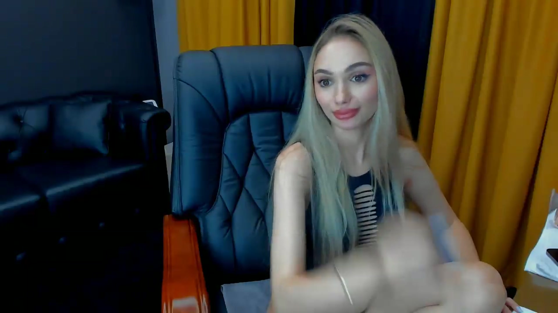 Gallery image thumbnail from HaleySweet18's myfreecams stream on, 07/08/2026, 02:45 image 3 of 20