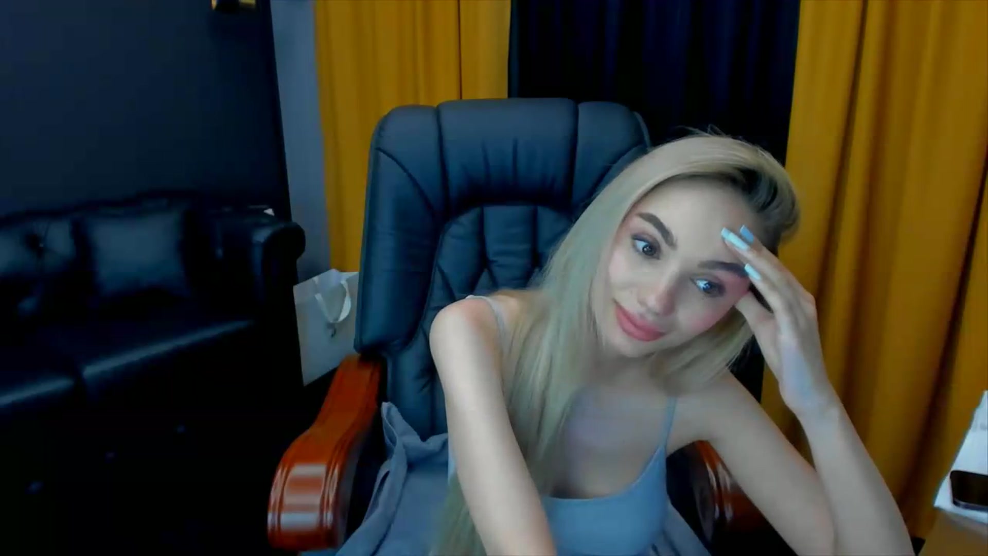 Gallery image thumbnail from HaleySweet18's myfreecams stream on, 07/09/2026, 24:00 image 6 of 20