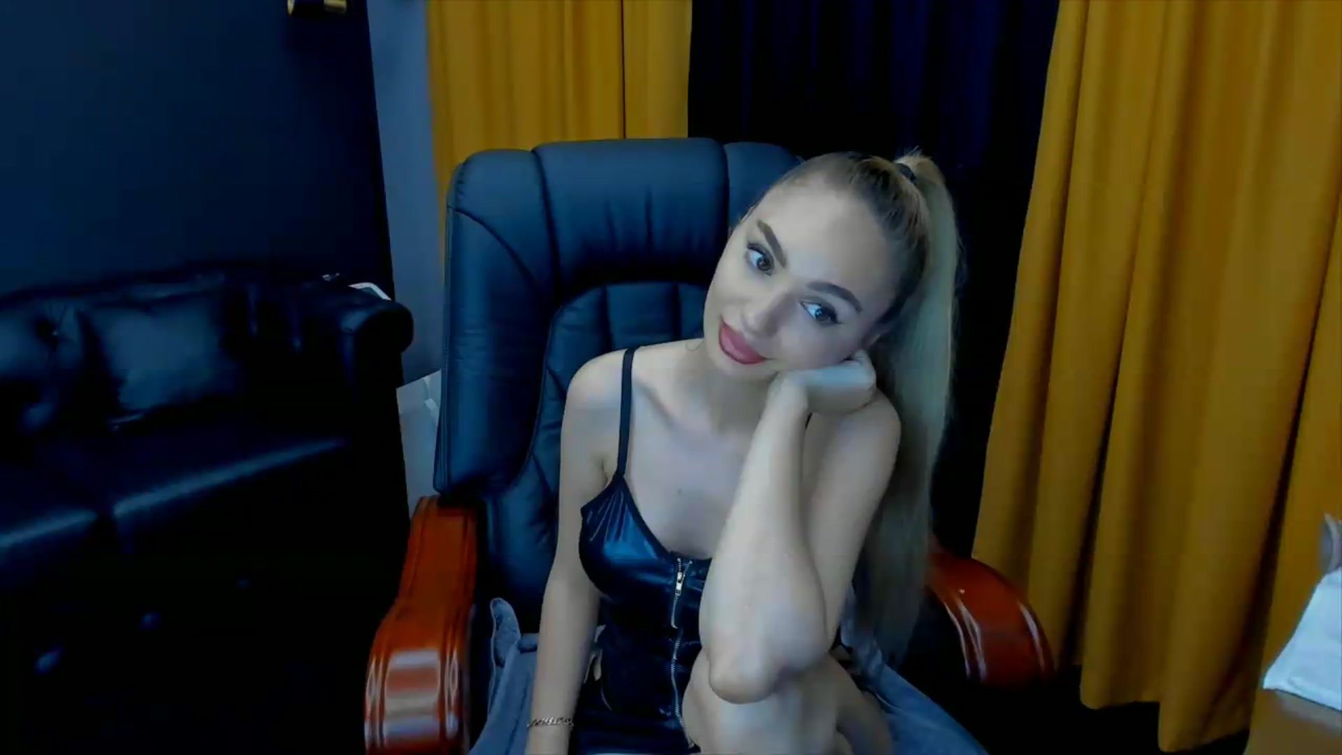Gallery image thumbnail from HaleySweet18's myfreecams stream on, 07/09/2026, 23:56 image 18 of 20
