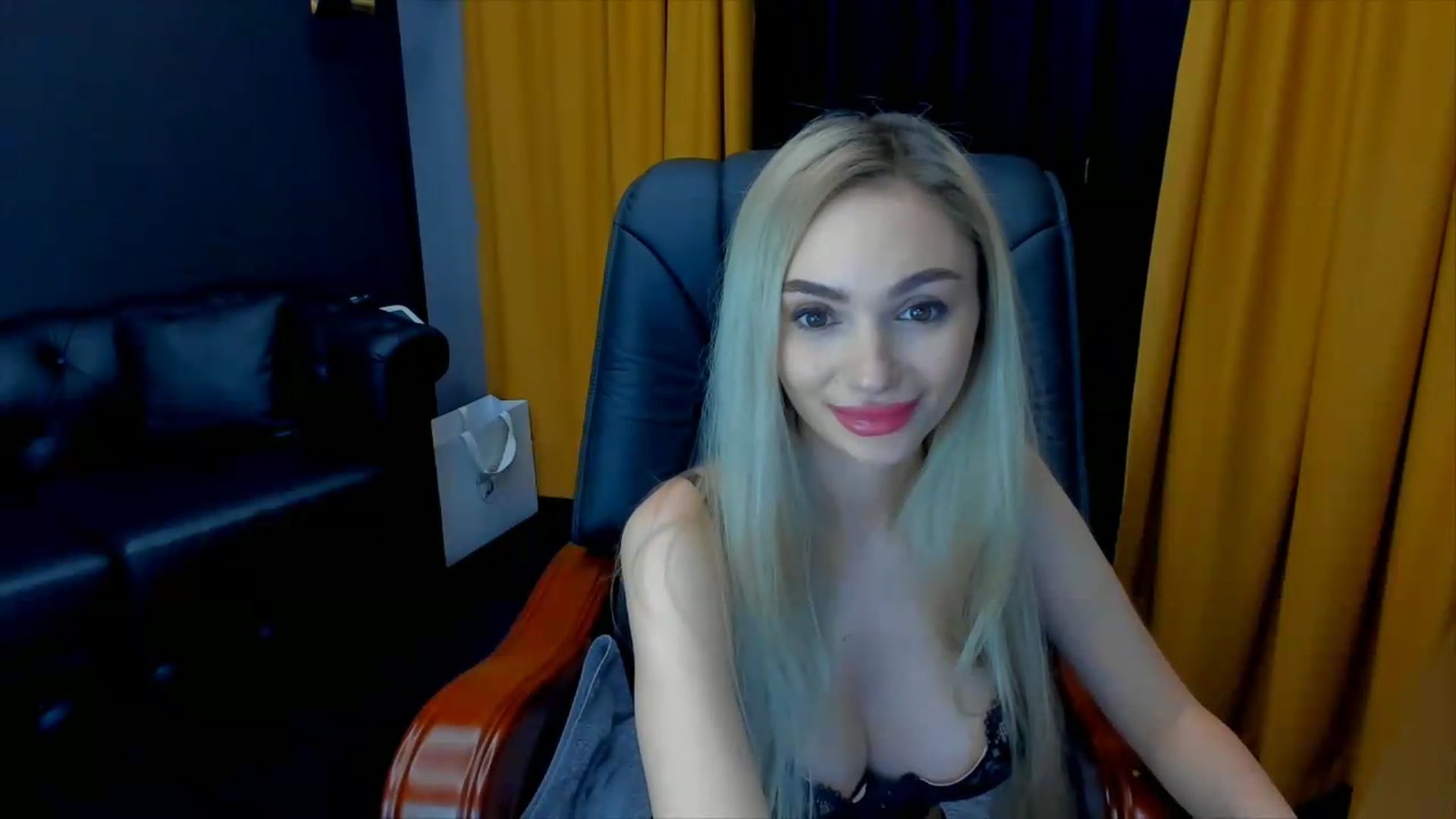 Gallery image thumbnail from HaleySweet18's myfreecams stream on, 07/11/2026, 21:30 image 15 of 20