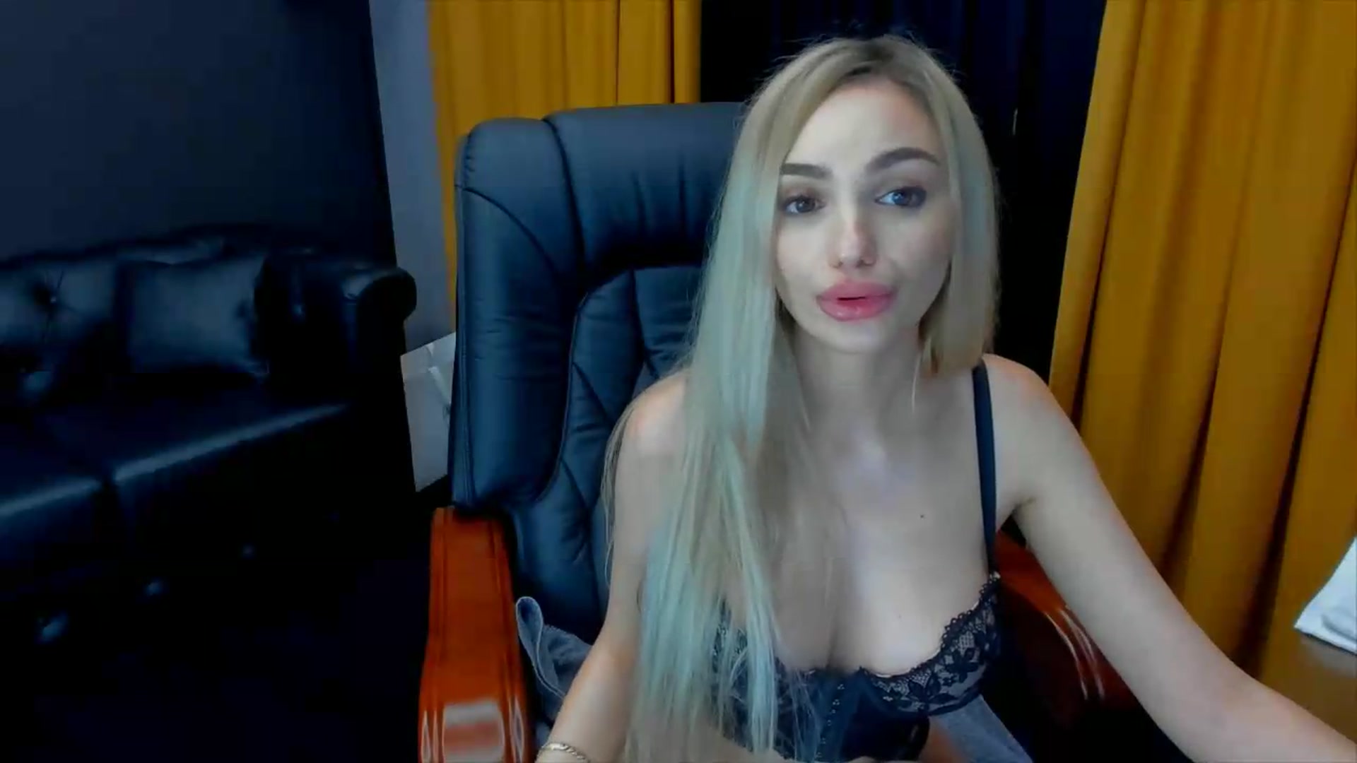 Gallery image thumbnail from HaleySweet18's myfreecams stream on, 07/12/2026, 01:41 image 19 of 20