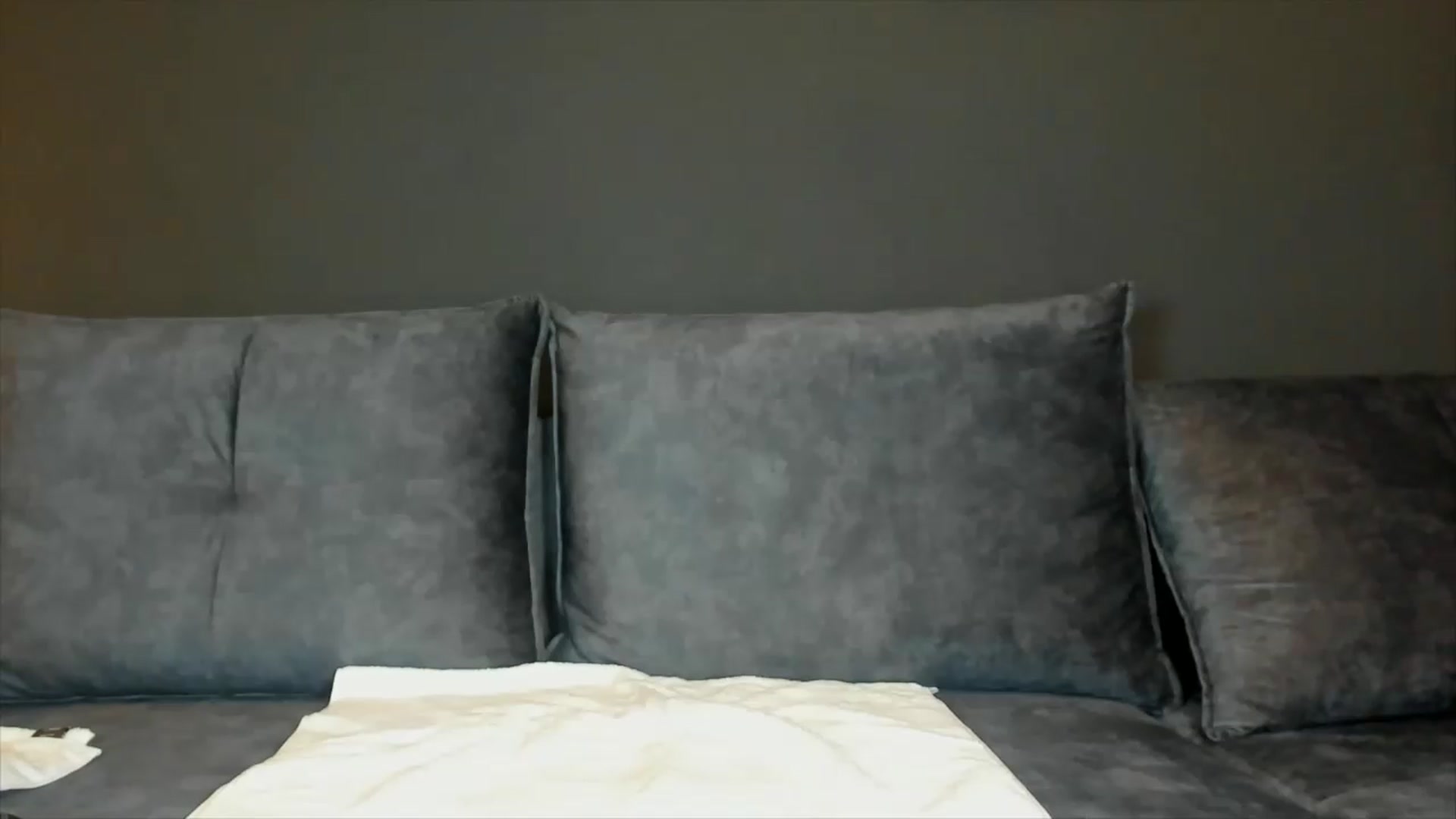 Gallery image thumbnail from HaleySweet18's myfreecams stream on, 07/17/2026, 24:31 image 10 of 20