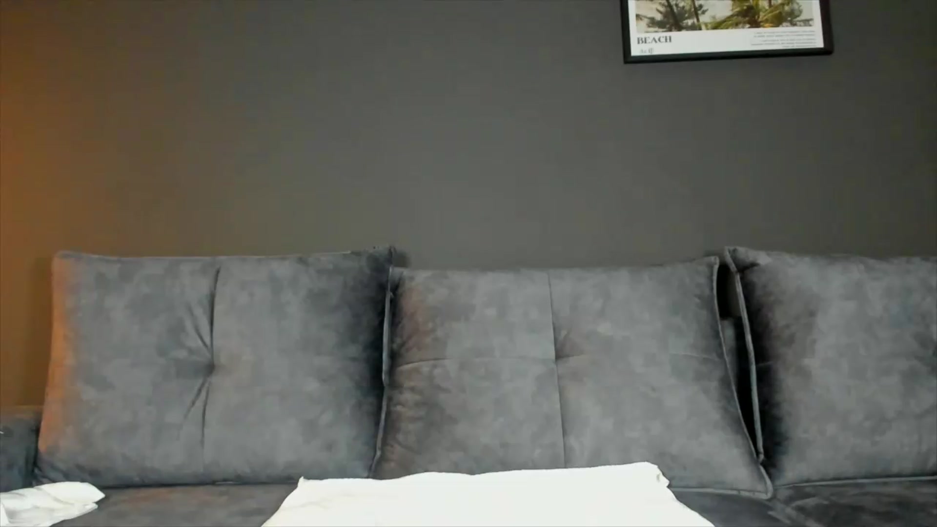Gallery image thumbnail from HaleySweet18's myfreecams stream on, 07/17/2026, 21:23 image 9 of 20