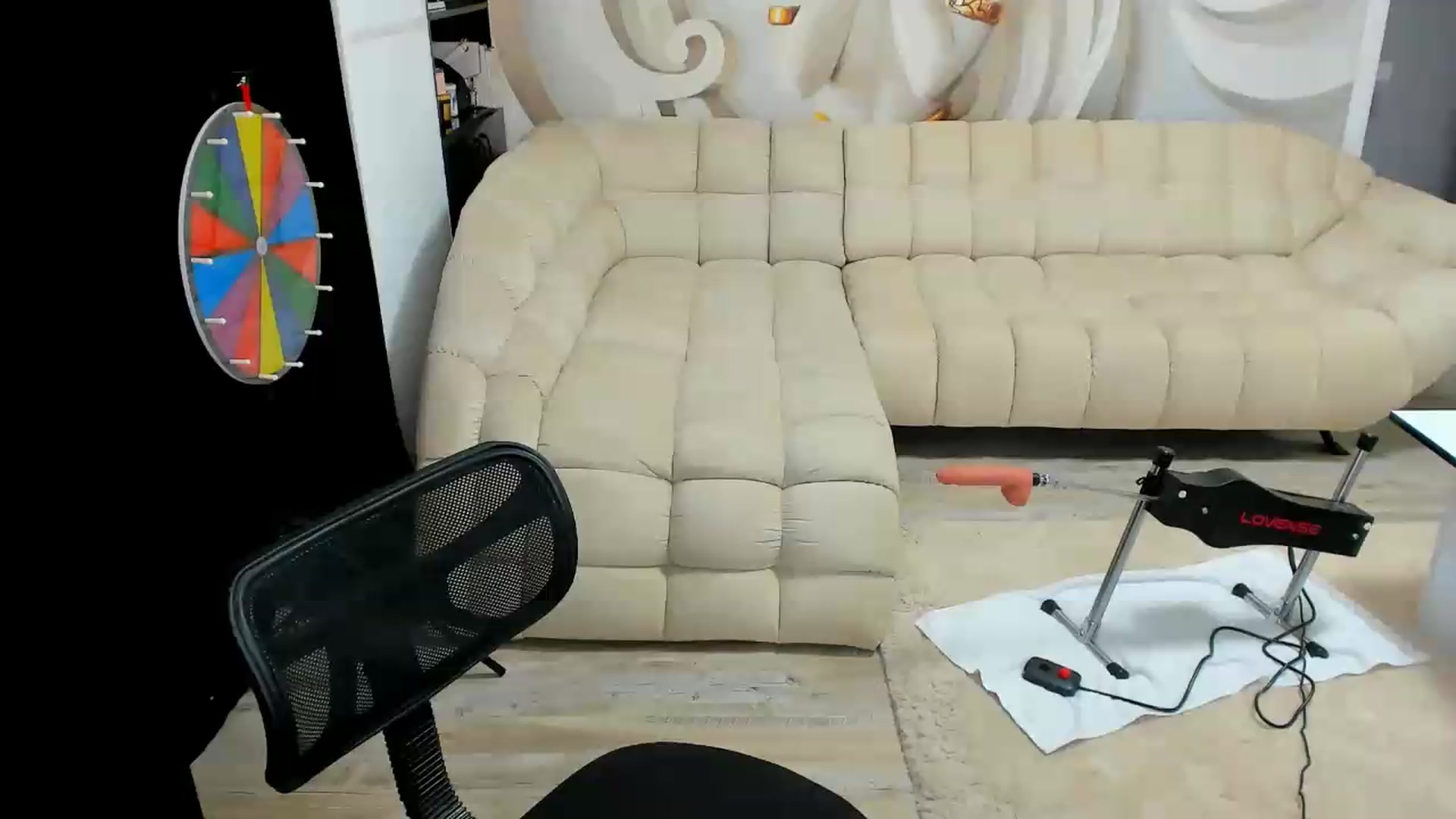 Gallery image thumbnail from HaleySweet18's myfreecams stream on, 07/29/2026, 06:37 image 12 of 20