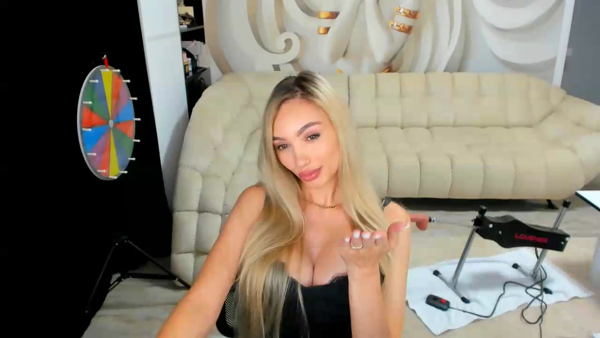 Gallery image thumbnail from HaleySweet18's myfreecams stream on, 07/30/2026, 24:18 image 10 of 20