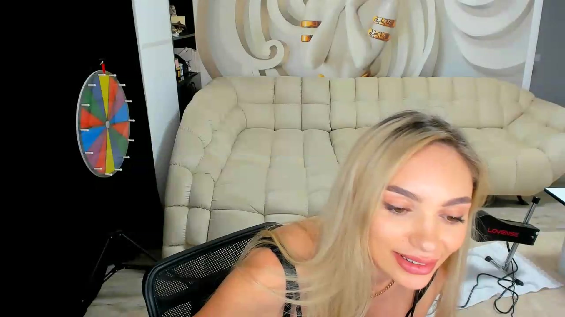 Gallery image thumbnail from HaleySweet18's myfreecams stream on, 07/30/2026, 24:18 image 19 of 20