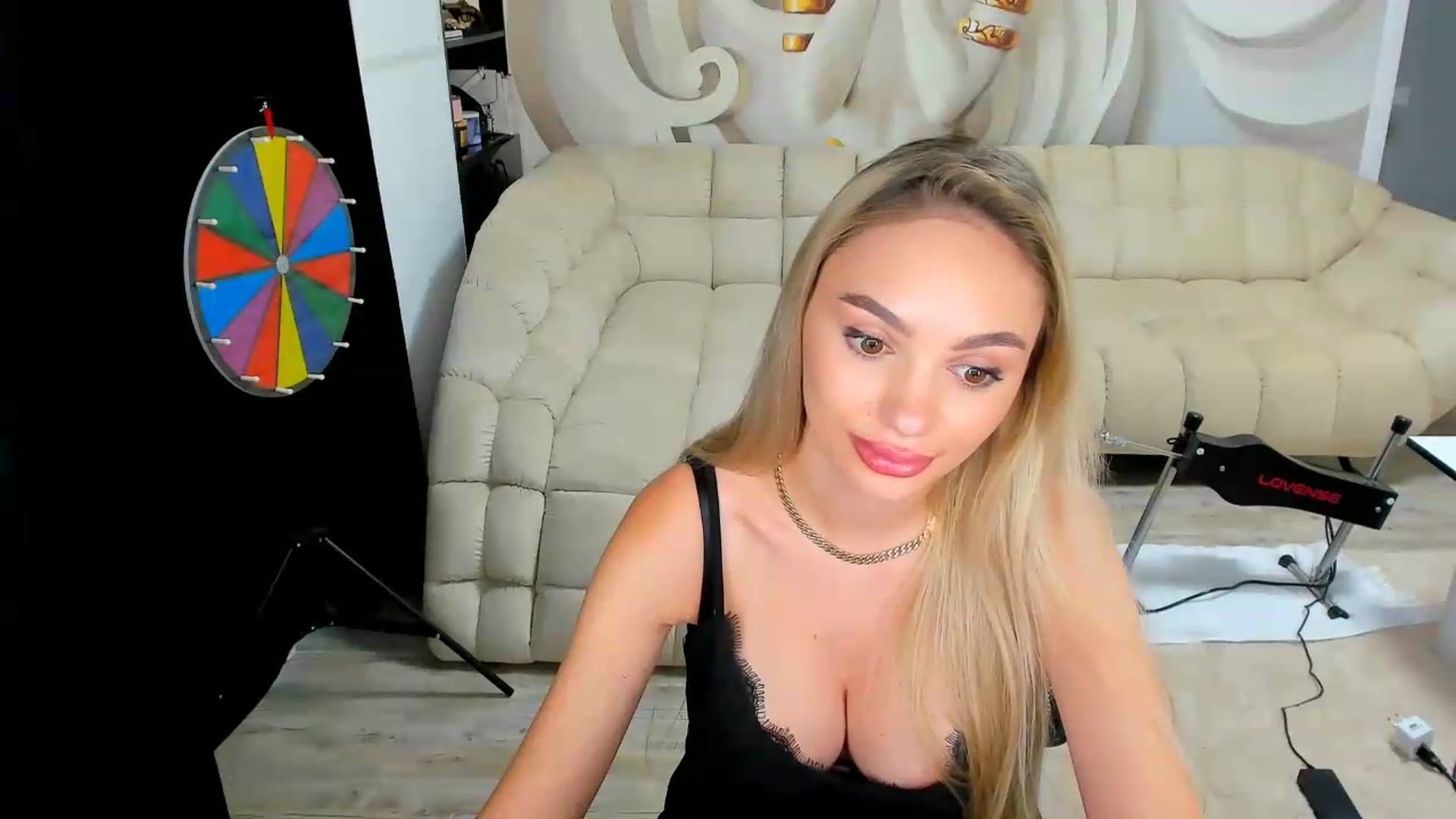Gallery image thumbnail from HaleySweet18's myfreecams stream on, 07/30/2026, 06:44 image 10 of 20