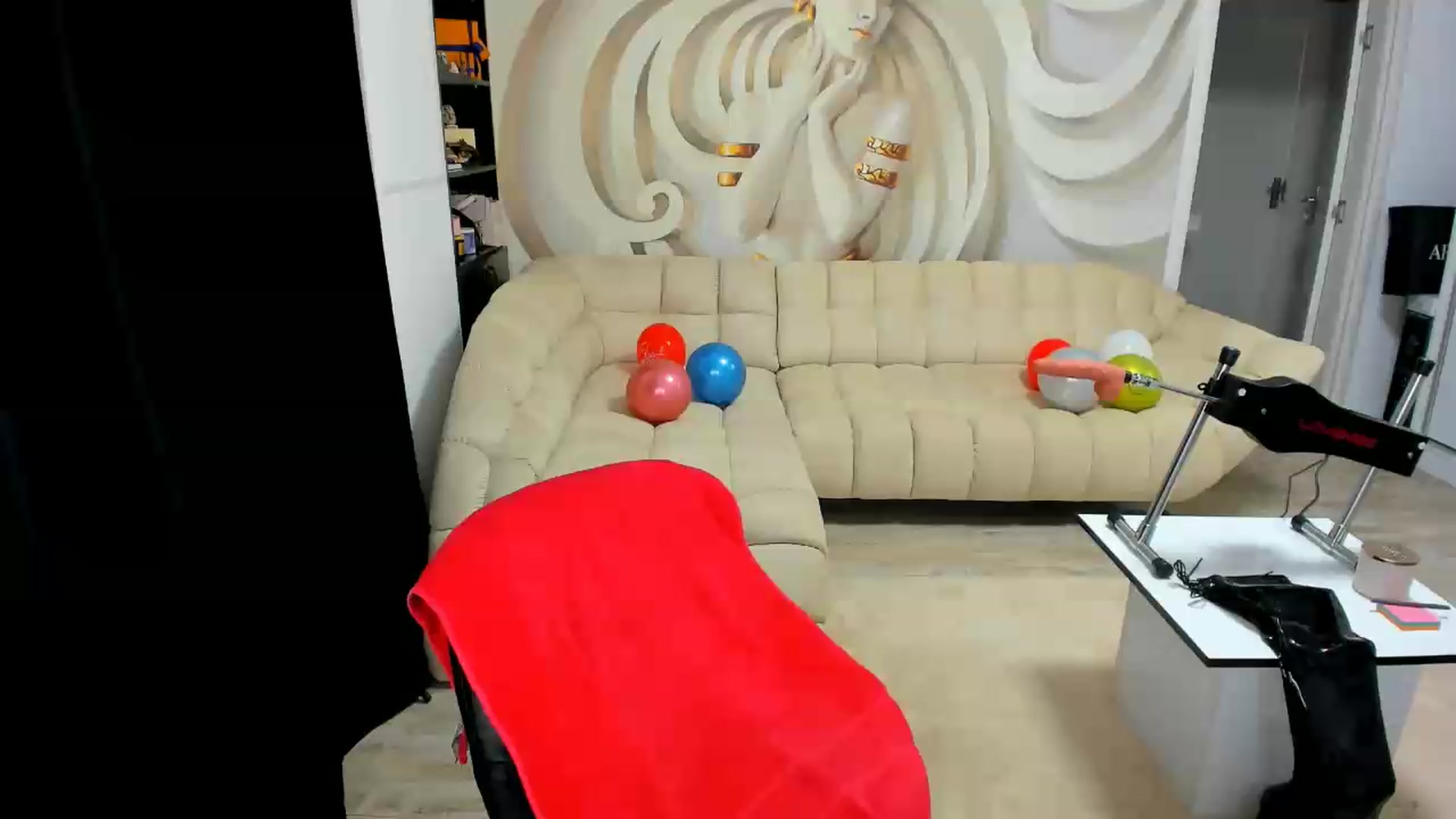 Gallery image thumbnail from HaleySweet18's myfreecams stream on, 09/18/2026, 20:35 image 1 of 20